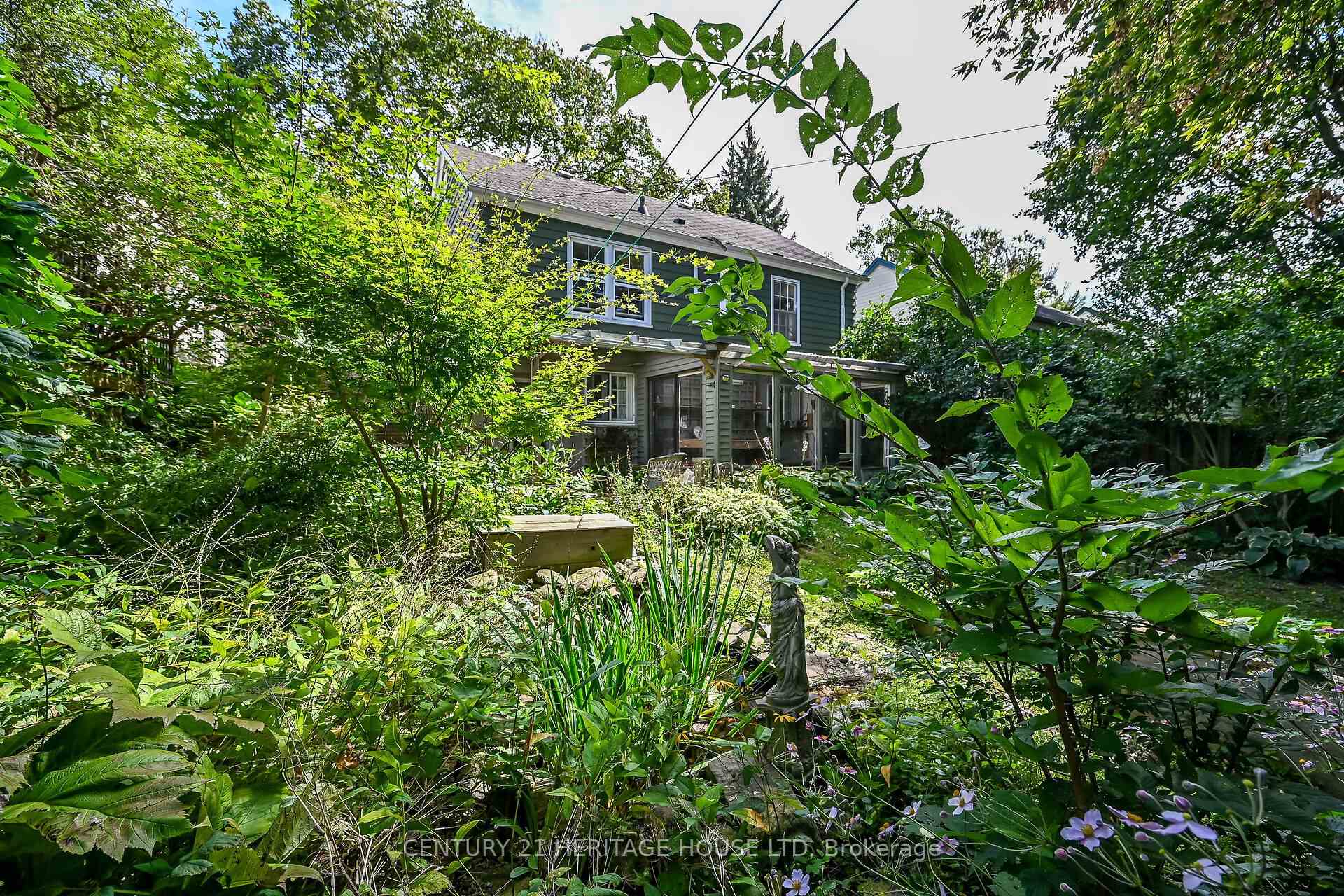 Photo 45 of 39 Balmoral Avenue, London, East C — HOMEH