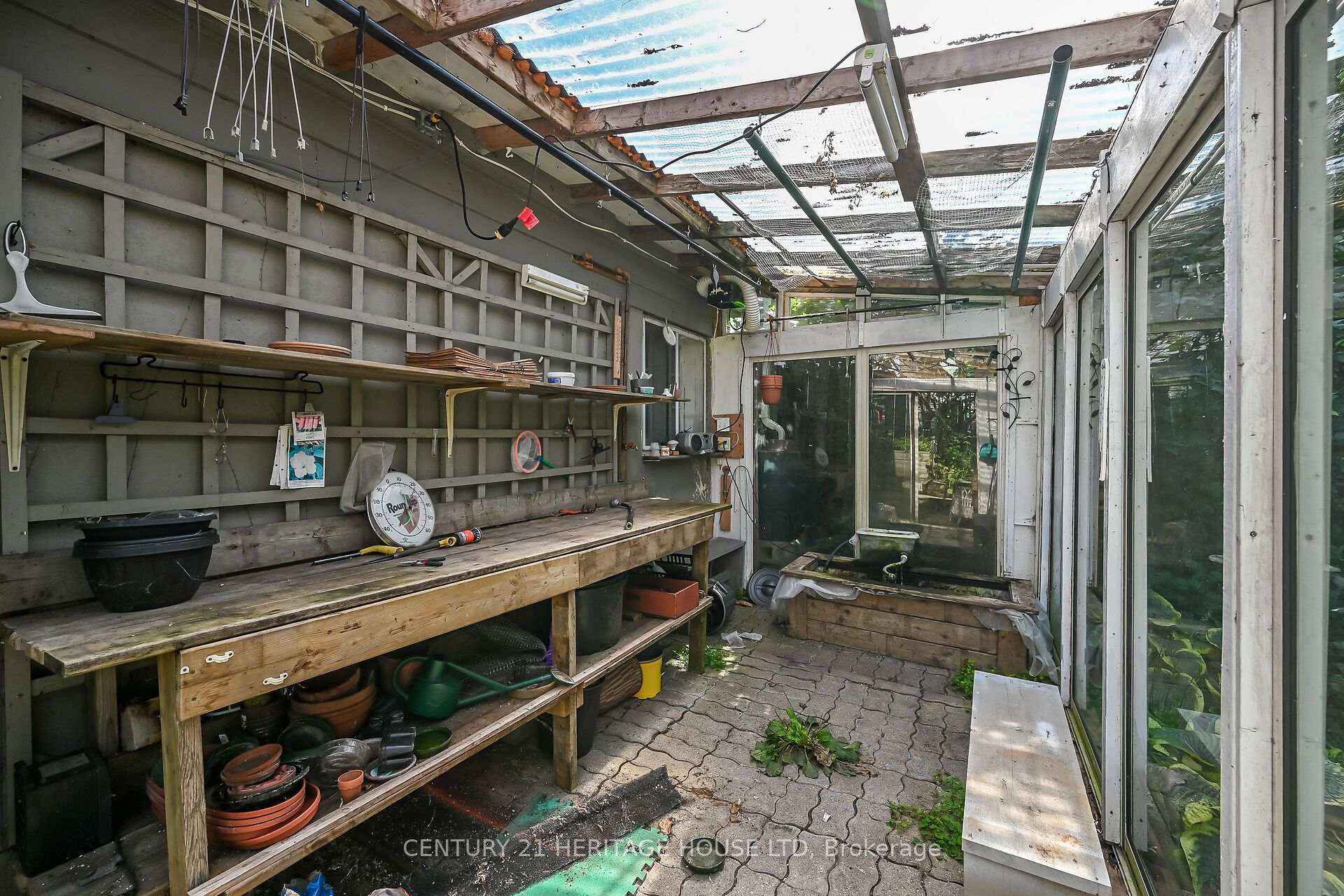 Photo 48 of 39 Balmoral Avenue, London, East C — HOMEH