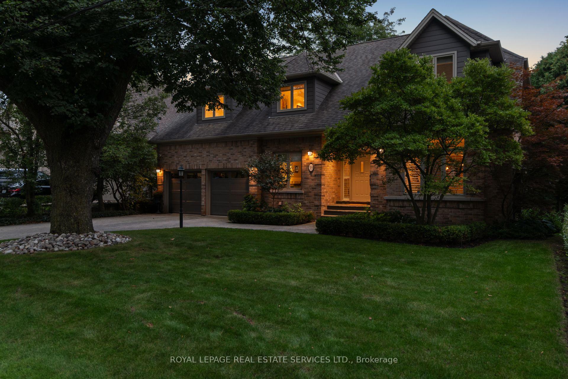 Photo 4 of 39 Rockingham Drive, Etobicoke, Princess-Rosethorn — HOMEH