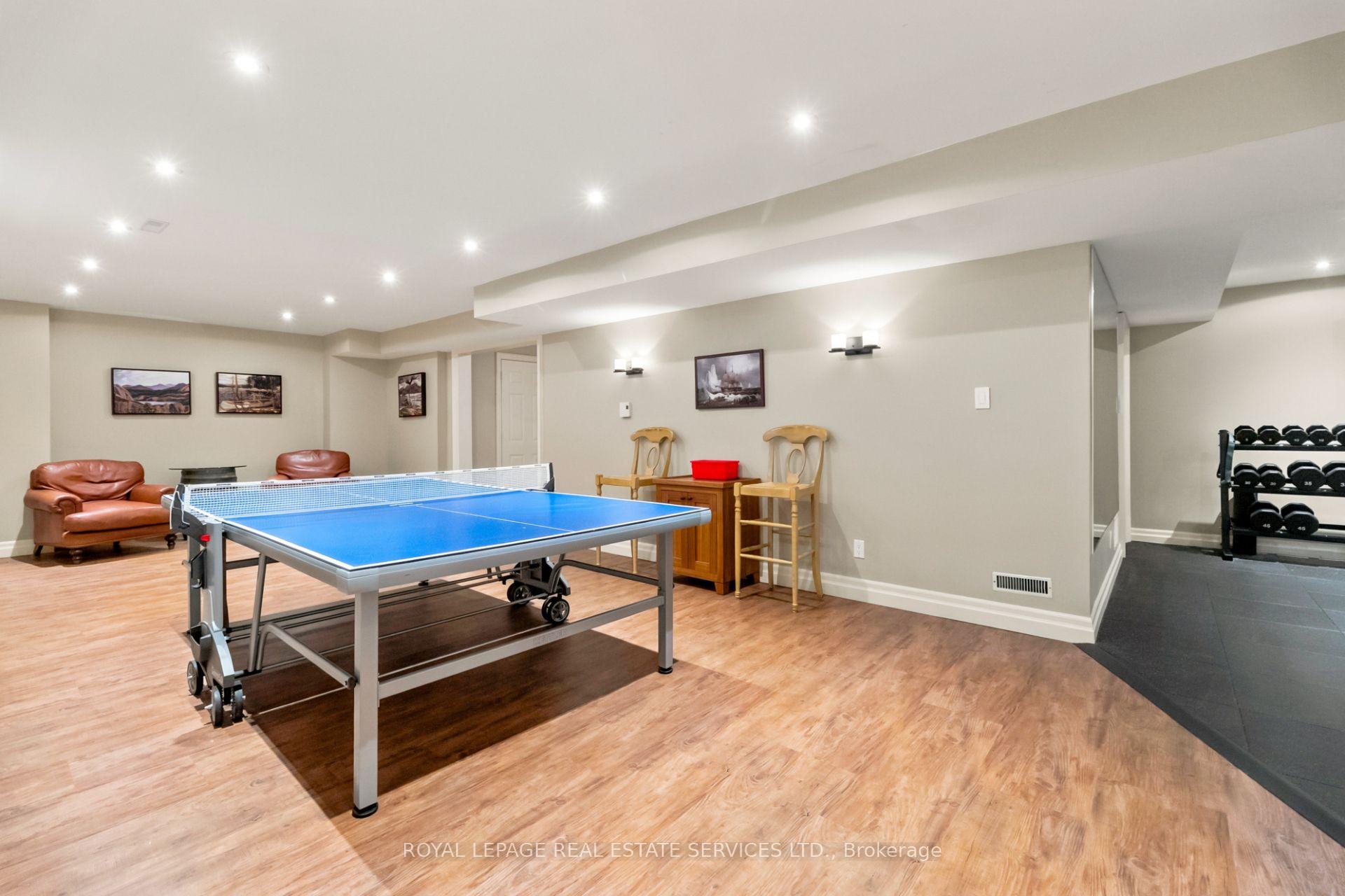 Photo 39 of 39 Rockingham Drive, Etobicoke, Princess-Rosethorn — HOMEH