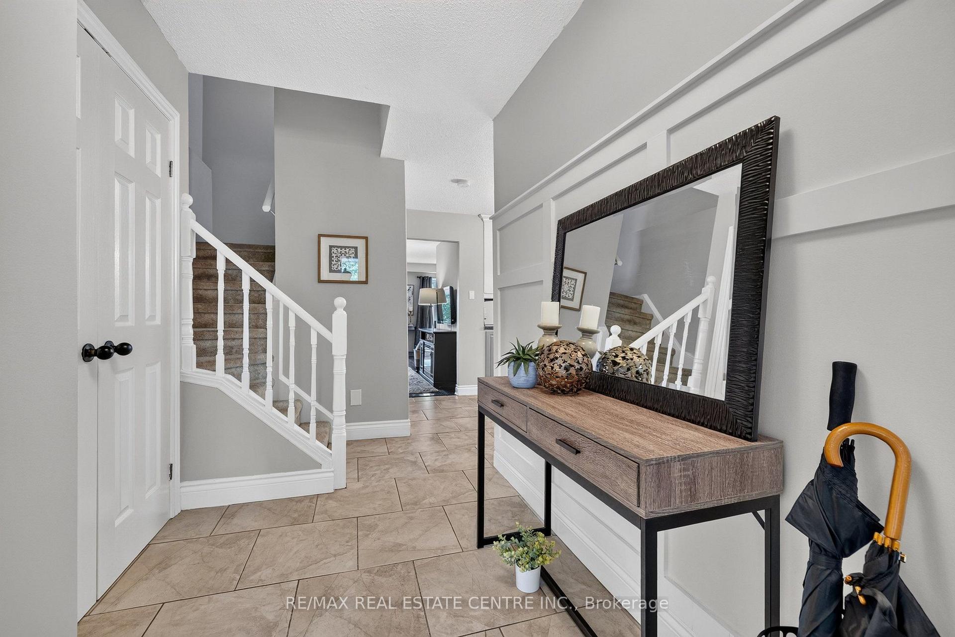 Photo 8 of 482 Vanier Drive, Milton, Bronte Meadows — HOMEH