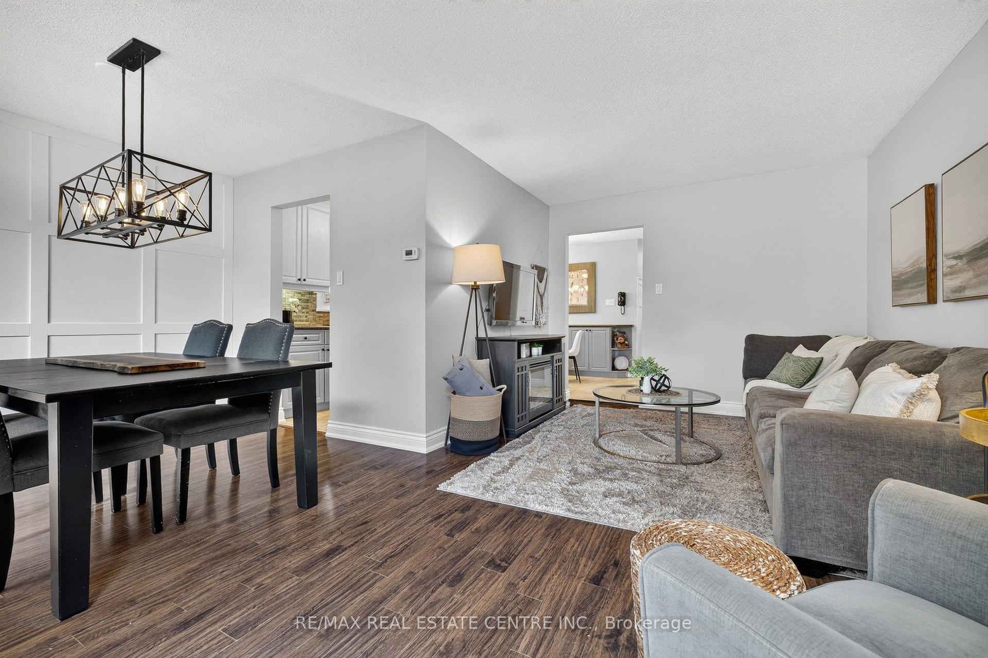 Photo 18 of 482 Vanier Drive, Milton, Bronte Meadows — HOMEH