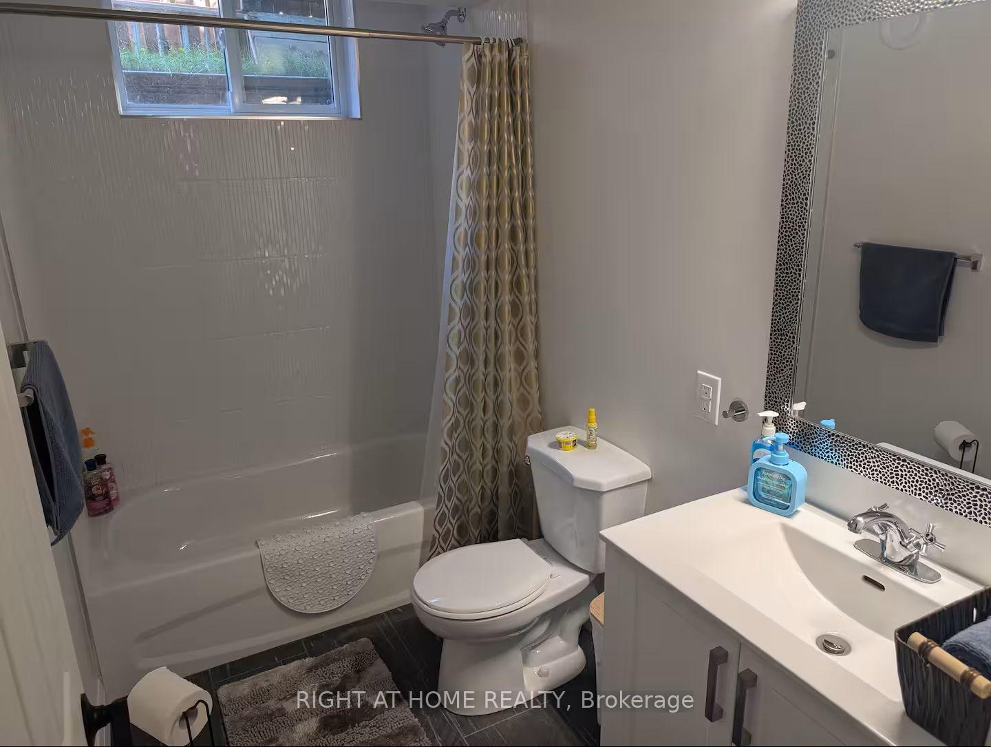 Photo 15 of Unit Bsmt, 35 Woodward Avenue, Brampton, Brampton North — HOMEH