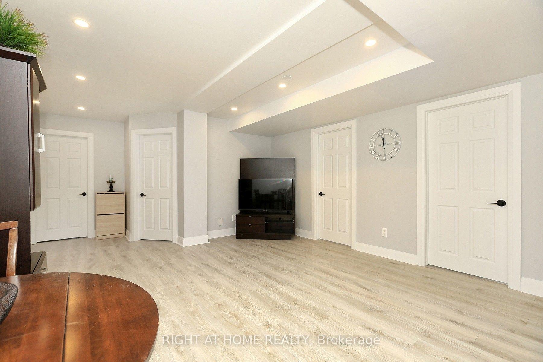 Photo 18 of Unit Bsmt, 35 Woodward Avenue, Brampton, Brampton North — HOMEH