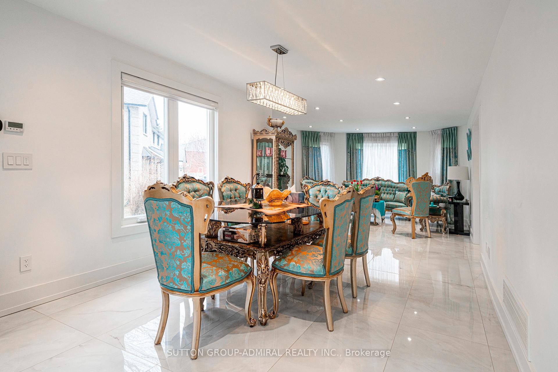Photo 14 of 60 Maple Way, East Gwillimbury, Sharon — HOMEH