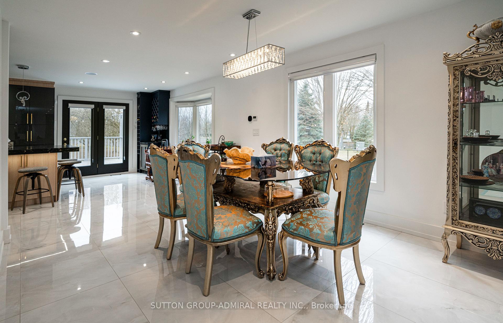 Photo 16 of 60 Maple Way, East Gwillimbury, Sharon — HOMEH