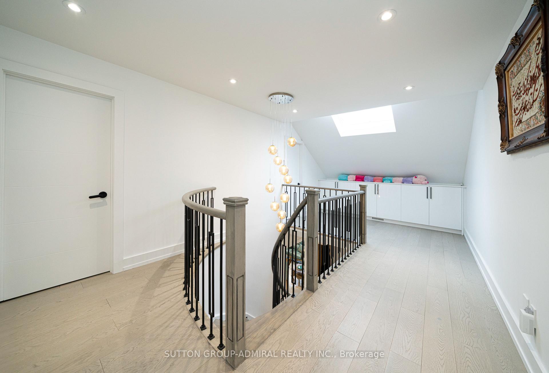 Photo 23 of 60 Maple Way, East Gwillimbury, Sharon — HOMEH
