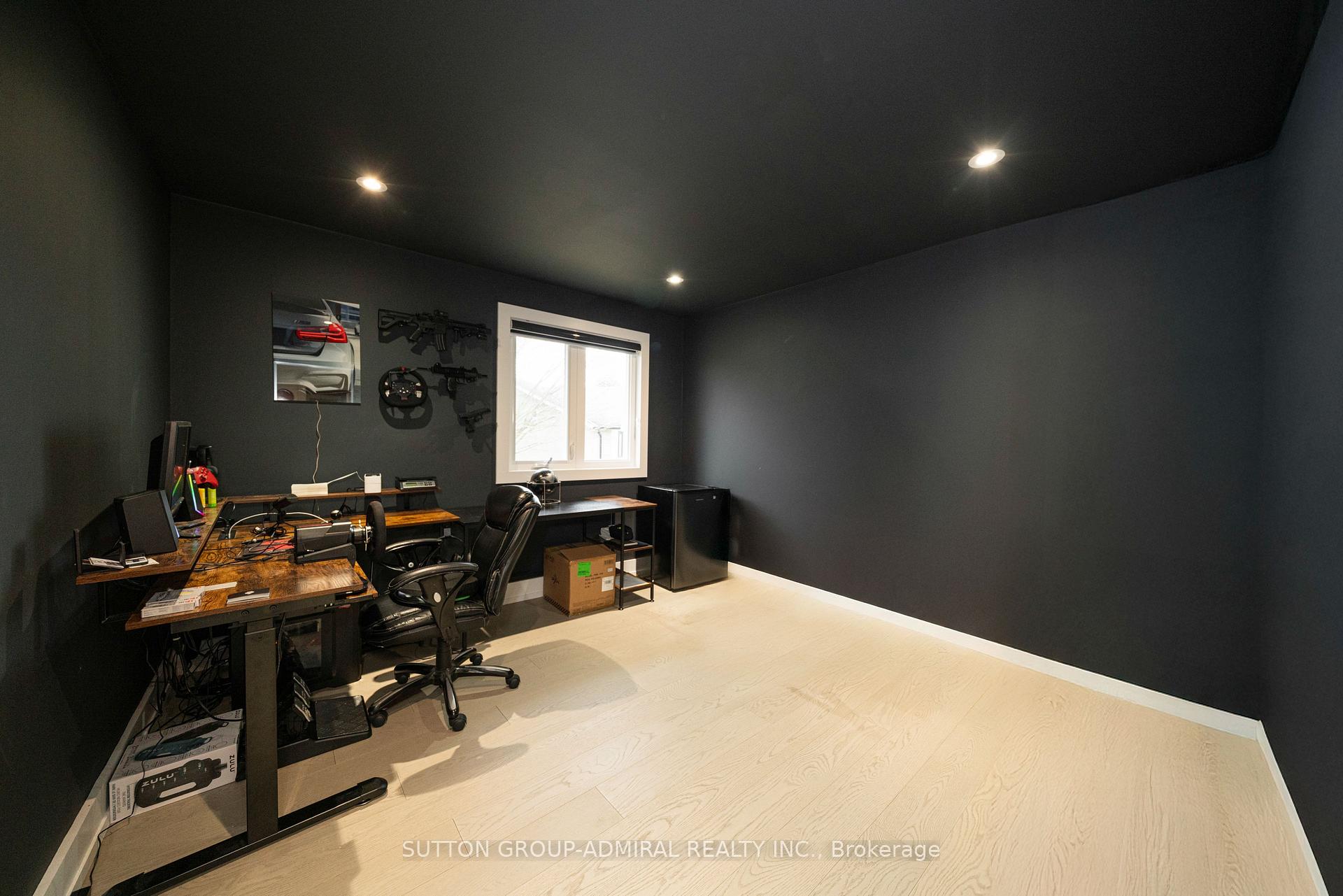 Photo 31 of 60 Maple Way, East Gwillimbury, Sharon — HOMEH