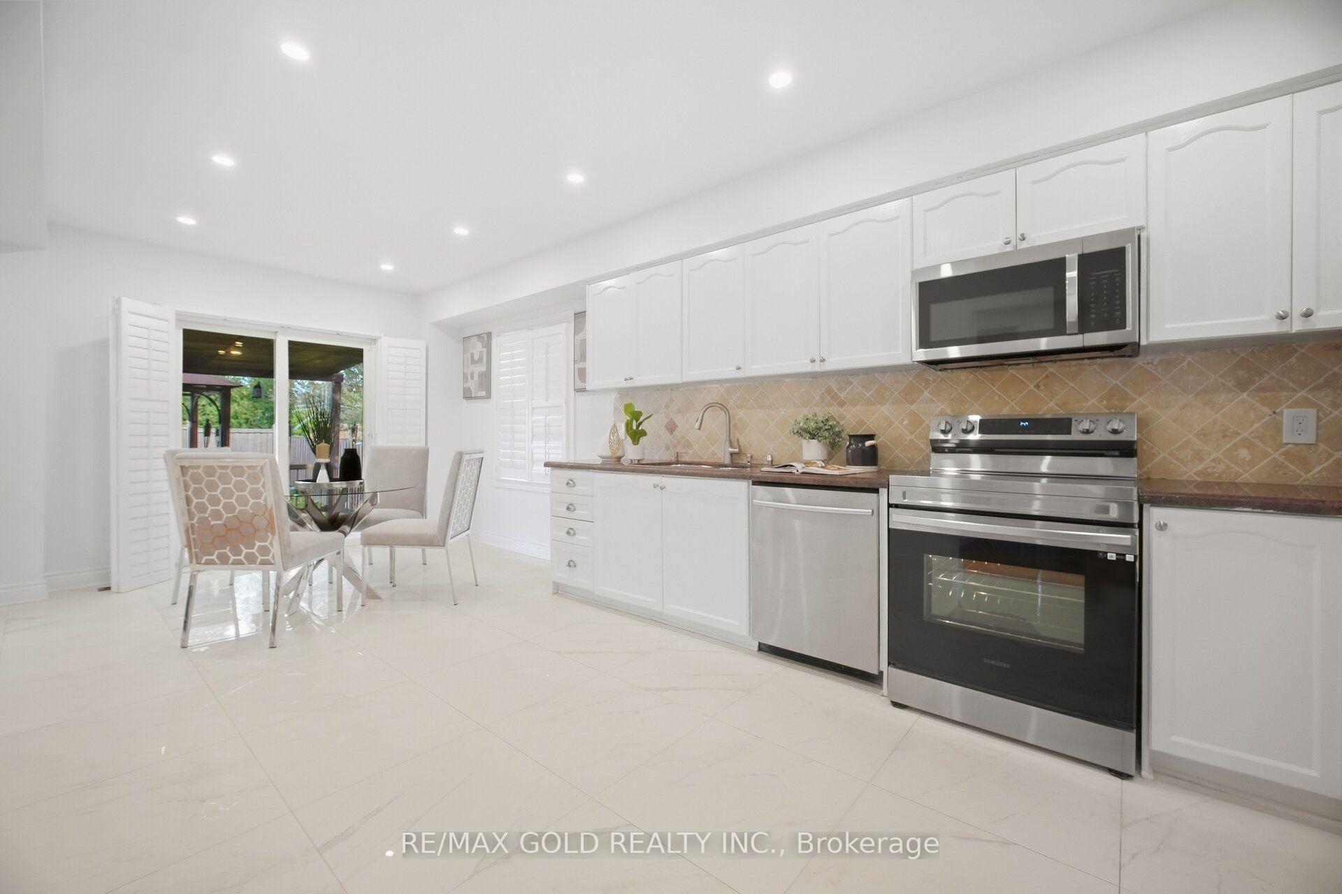 Photo 14 of 159 Monte Carlo Drive, Vaughan, Sonoma Heights — HOMEH