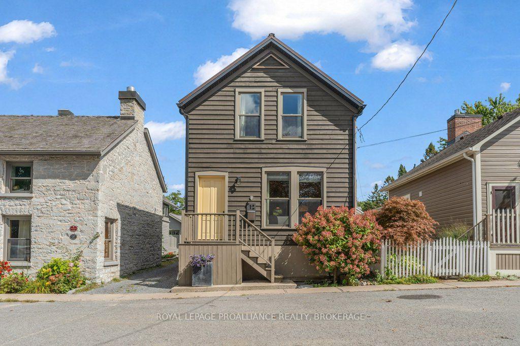 Photo 3 of 12 Drummond Street, Kingston, Kingston East (Incl Barret Crt) — HOMEH