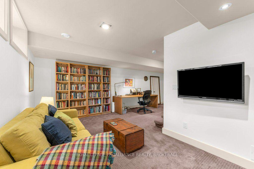 Photo 68 of 12 Drummond Street, Kingston, Kingston East (Incl Barret Crt) — HOMEH