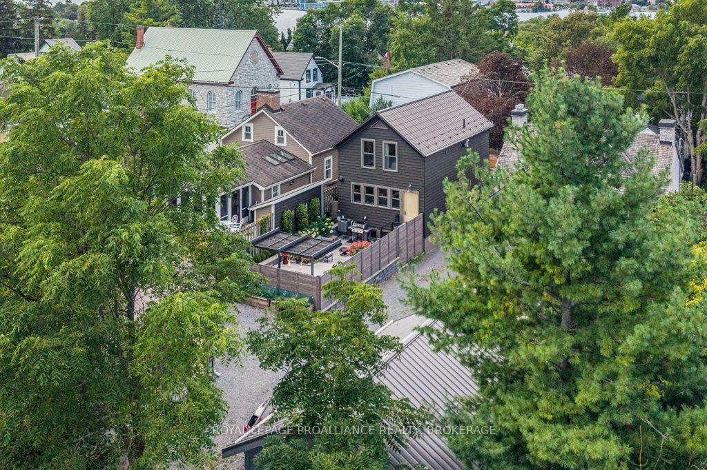 Photo 85 of 12 Drummond Street, Kingston, Kingston East (Incl Barret Crt) — HOMEH
