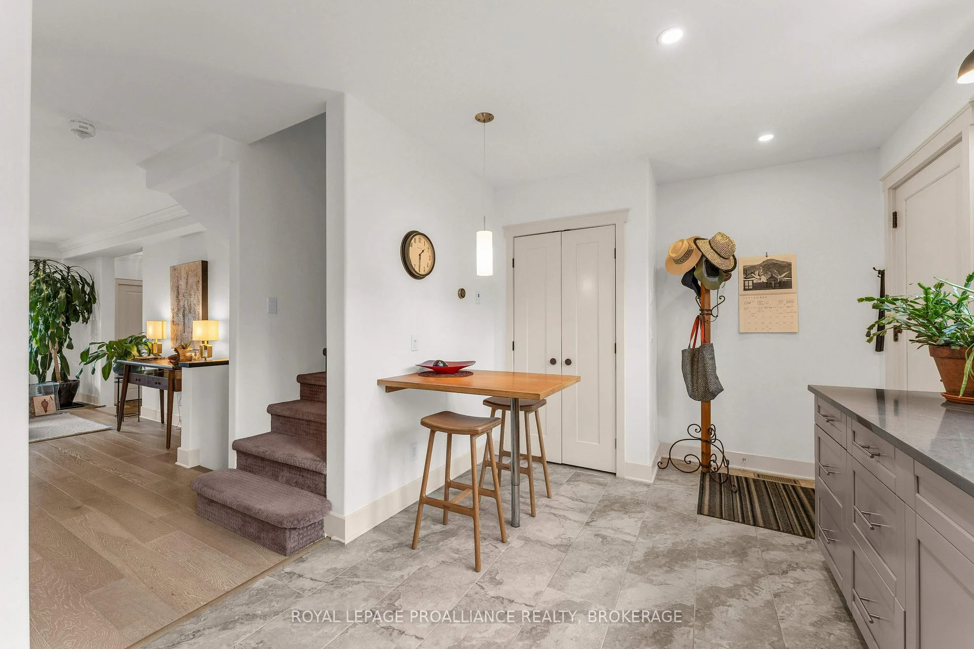 Photo 34 of 12 Drummond Street, Kingston, Kingston East (Incl Barret Crt) — HOMEH