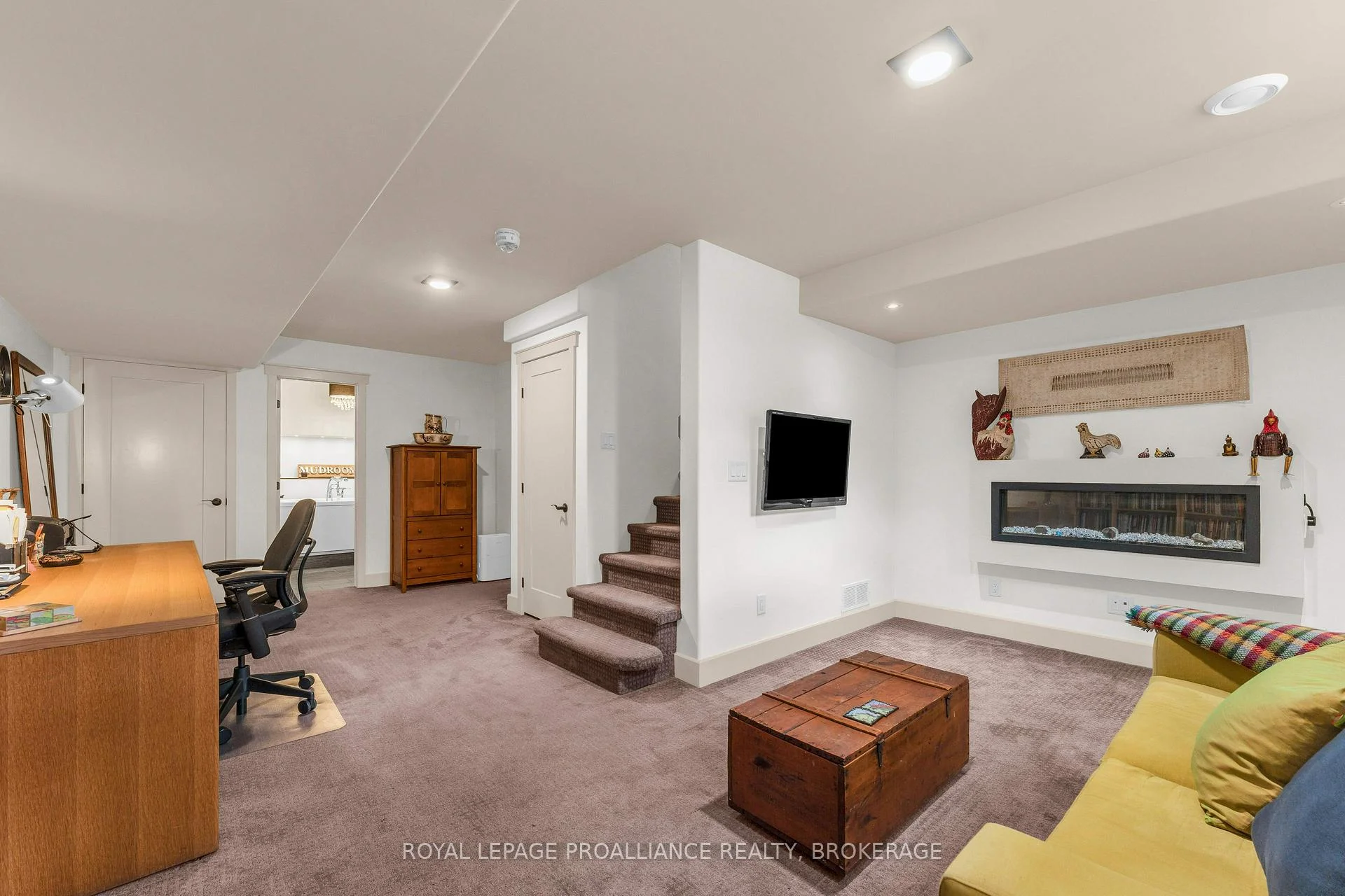 Photo 52 of 12 Drummond Street, Kingston, Kingston East (Incl Barret Crt) — HOMEH