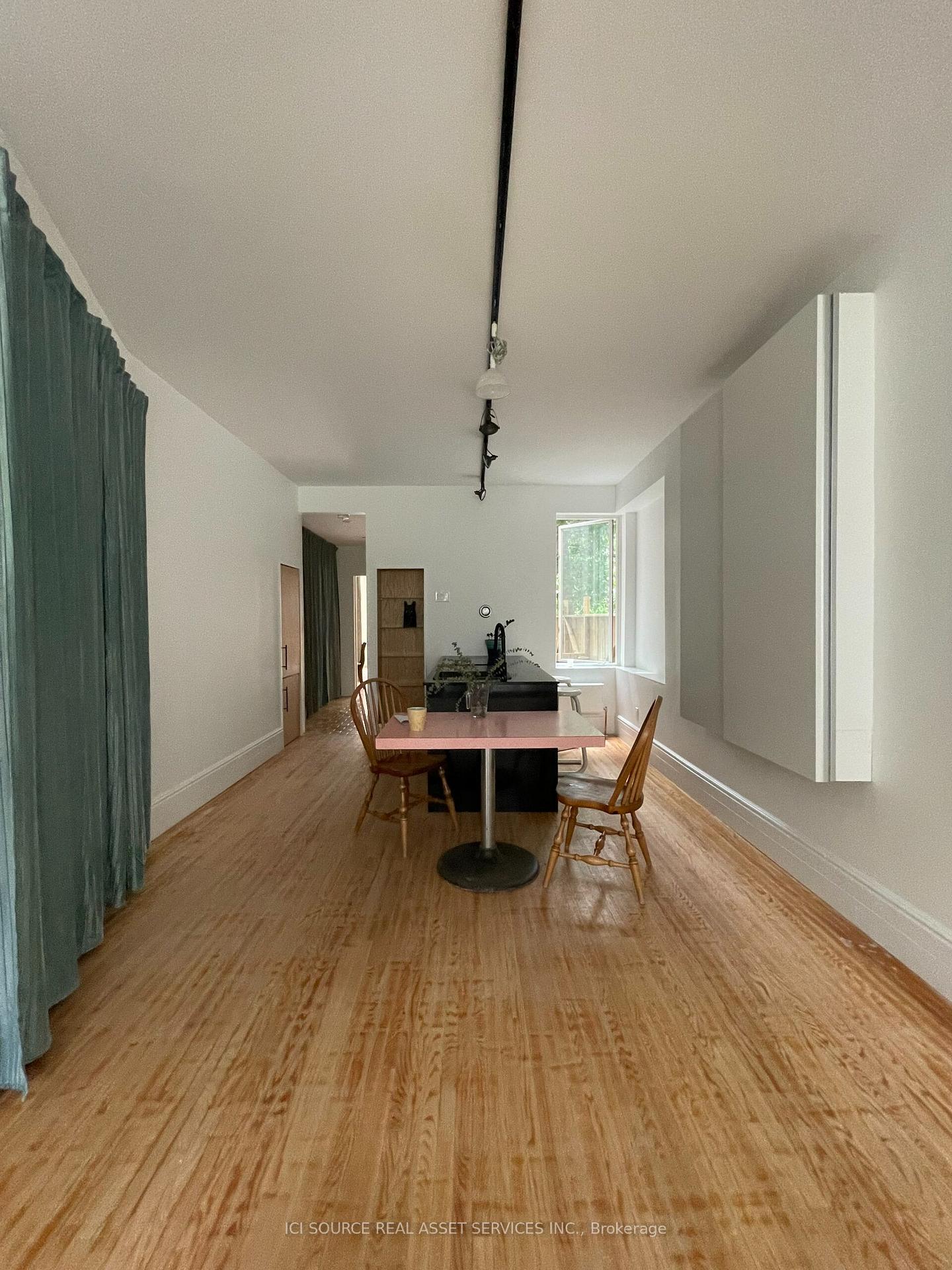 Photo 19 of Unit 2, 60 Beverley Street, Toronto, Kensington-Chinatown — HOMEH