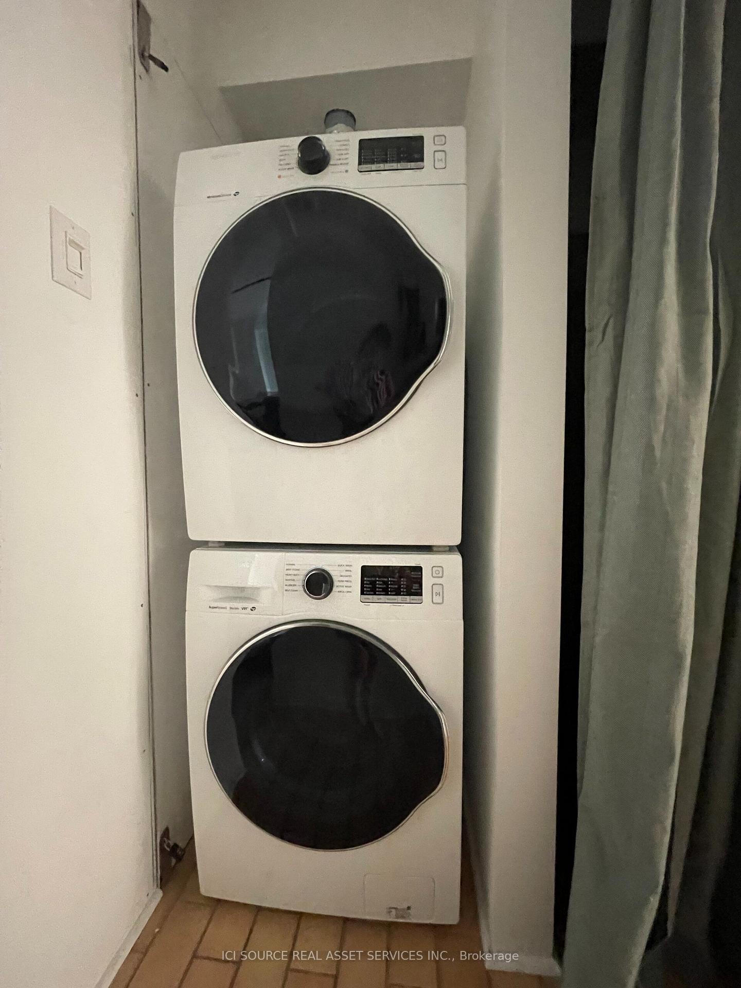 Photo 37 of Unit 2, 60 Beverley Street, Toronto, Kensington-Chinatown — HOMEH