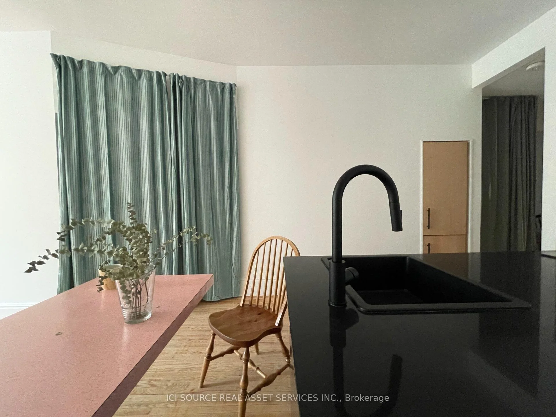 Photo 18 of Unit 2, 60 Beverley Street, Toronto, Kensington-Chinatown — HOMEH