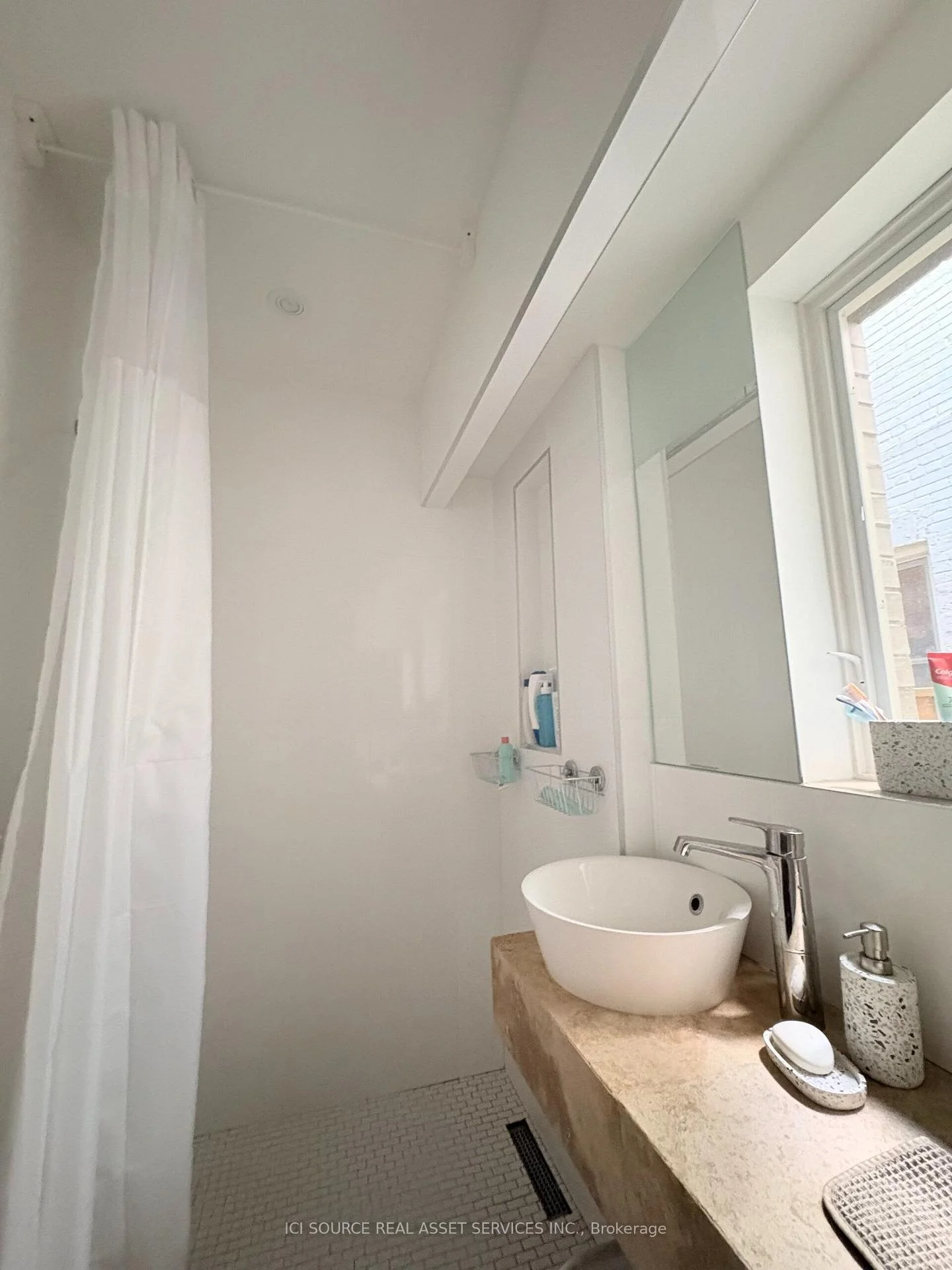 Photo 43 of Unit 2, 60 Beverley Street, Toronto, Kensington-Chinatown — HOMEH