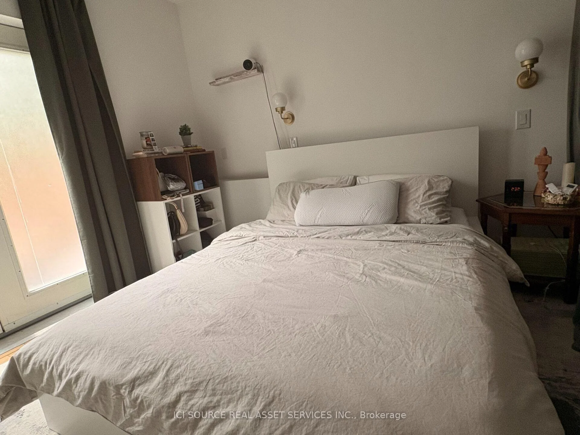 Photo 47 of Unit 2, 60 Beverley Street, Toronto, Kensington-Chinatown — HOMEH