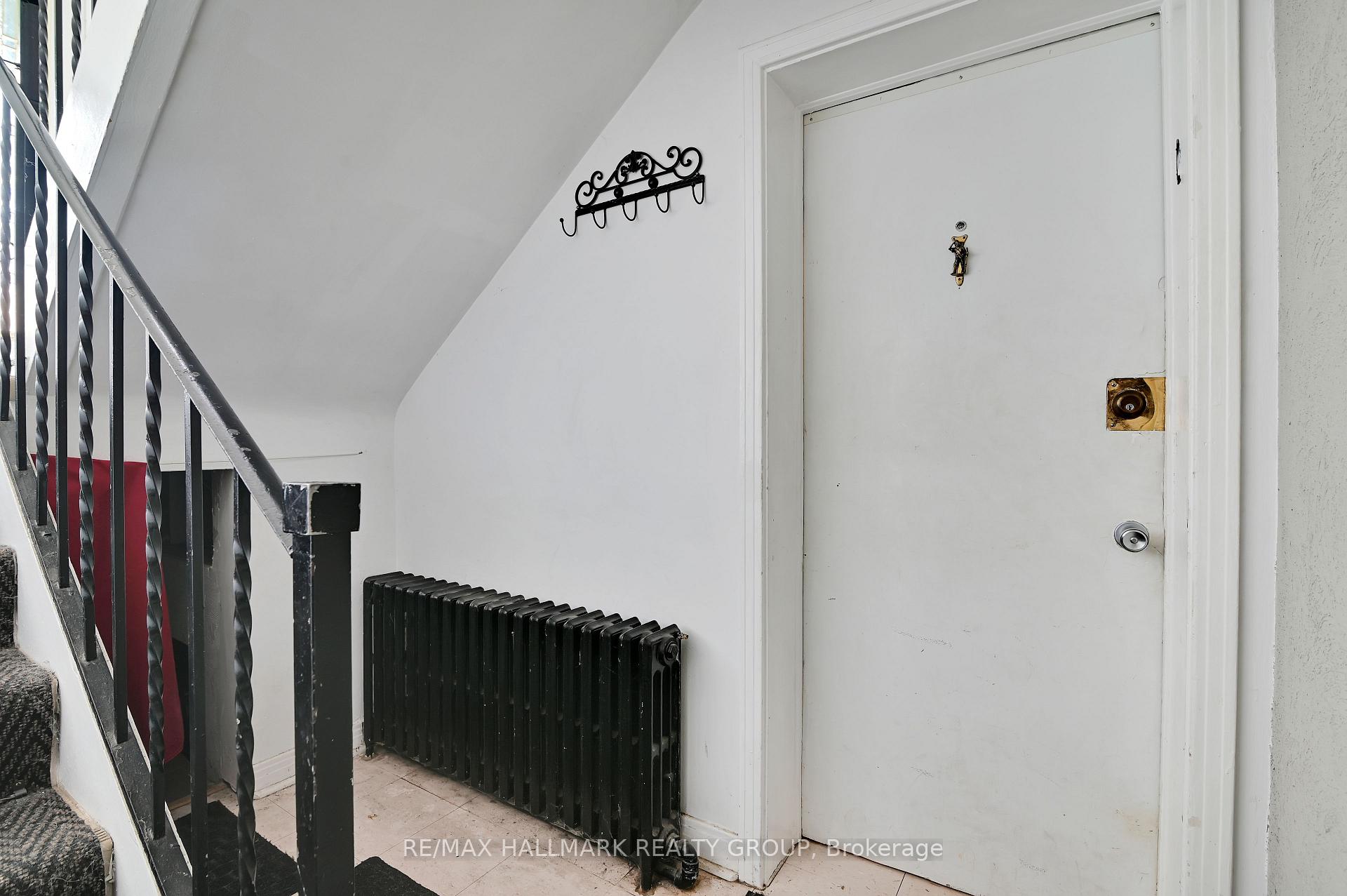 Photo 2 of 55 Ivy Crescent, Ottawa, Lindenlea — HOMEH
