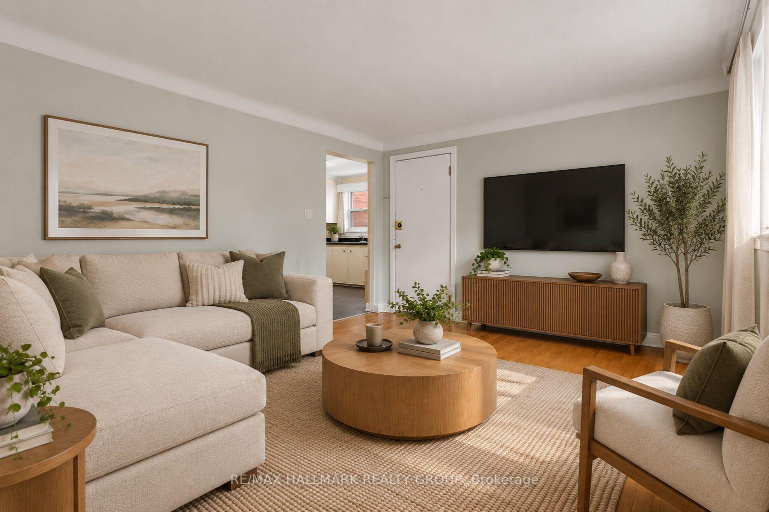 Photo 9 of 55 Ivy Crescent, Ottawa, Lindenlea — HOMEH