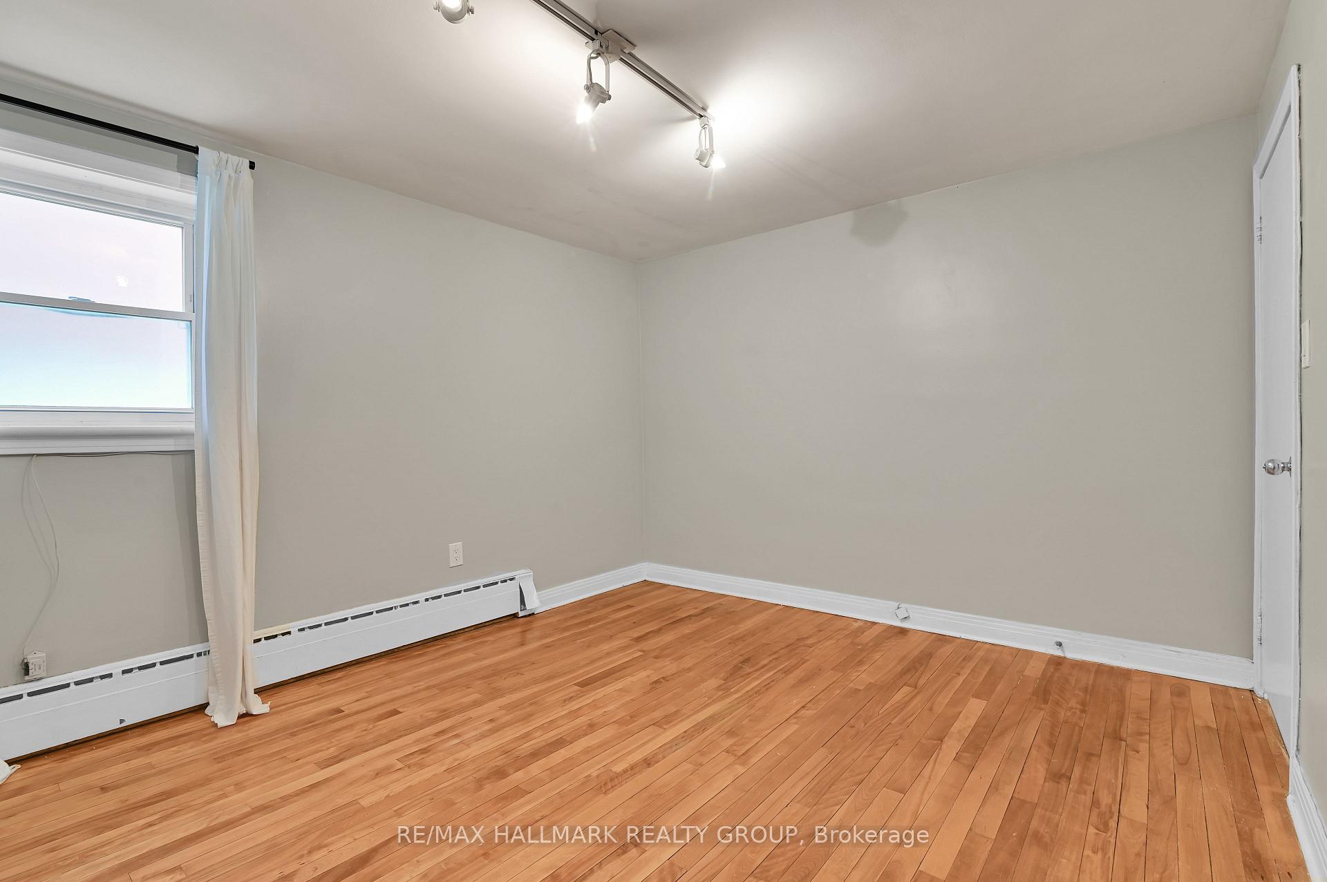 Photo 14 of 55 Ivy Crescent, Ottawa, Lindenlea — HOMEH