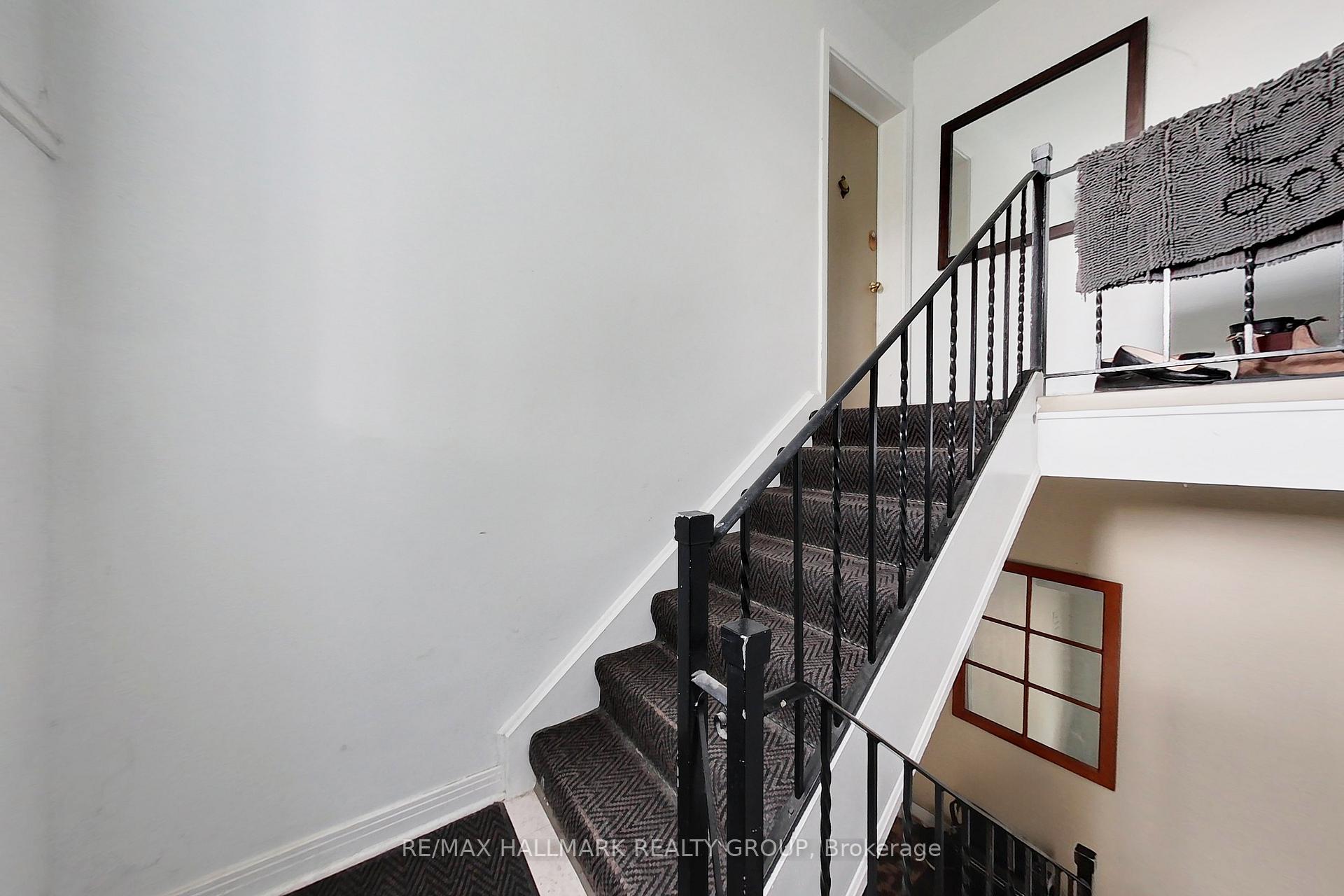 Photo 48 of 55 Ivy Crescent, Ottawa, Lindenlea — HOMEH