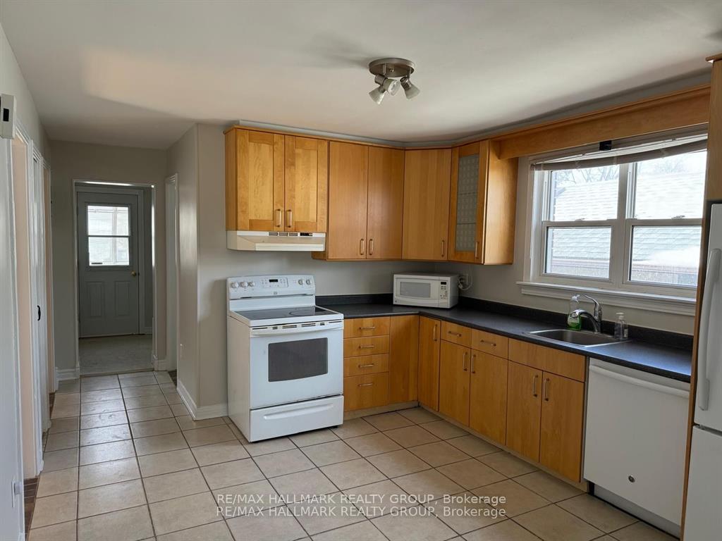 Photo 55 of 55 Ivy Crescent, Ottawa, Lindenlea — HOMEH
