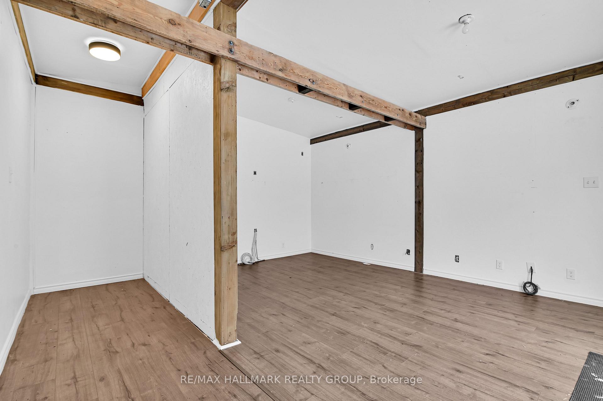 Photo 68 of 55 Ivy Crescent, Ottawa, Lindenlea — HOMEH