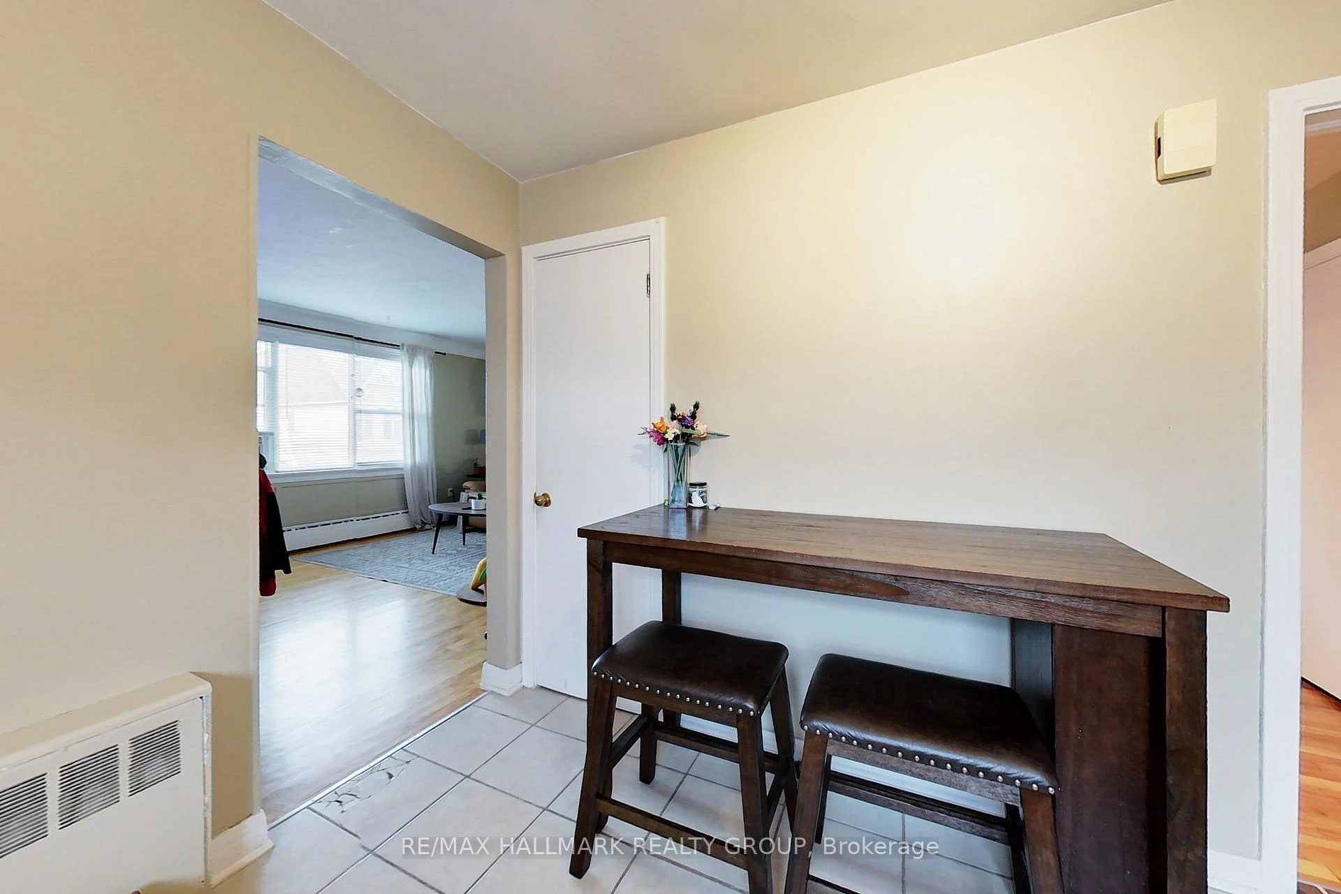 Photo 54 of 55 Ivy Crescent, Ottawa, Lindenlea — HOMEH