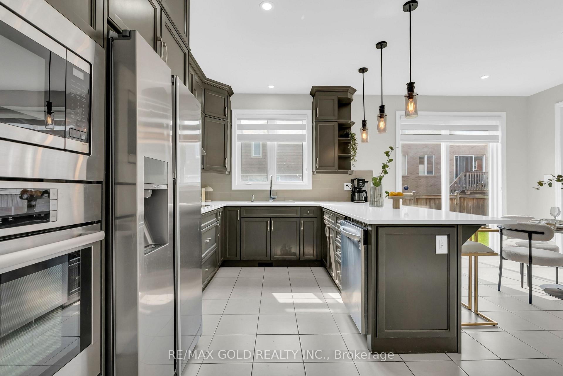 Photo 24 of 1431 Whitney Terrace, Milton, Ford — HOMEH