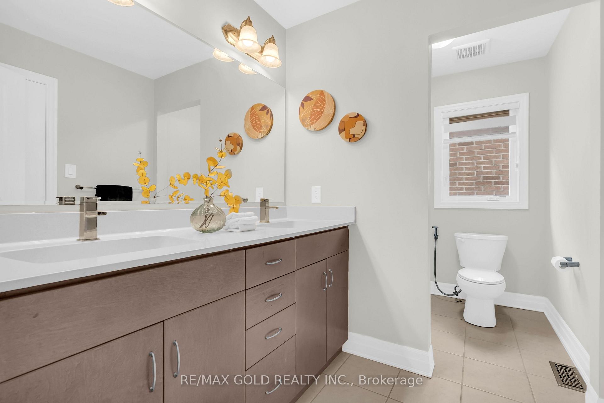 Photo 36 of 1431 Whitney Terrace, Milton, Ford — HOMEH