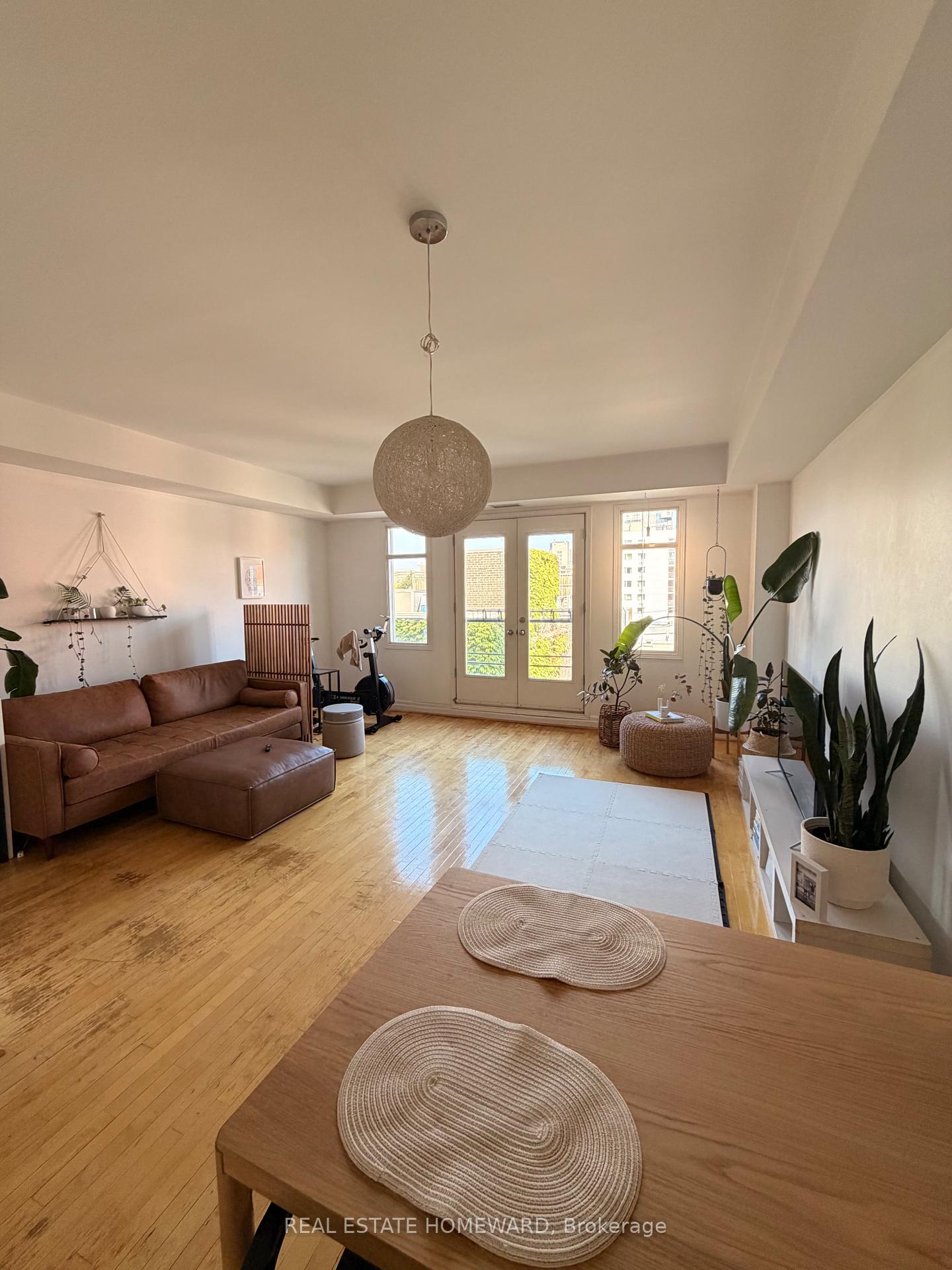 Front of Unit PH26, 500 Richmond Street W