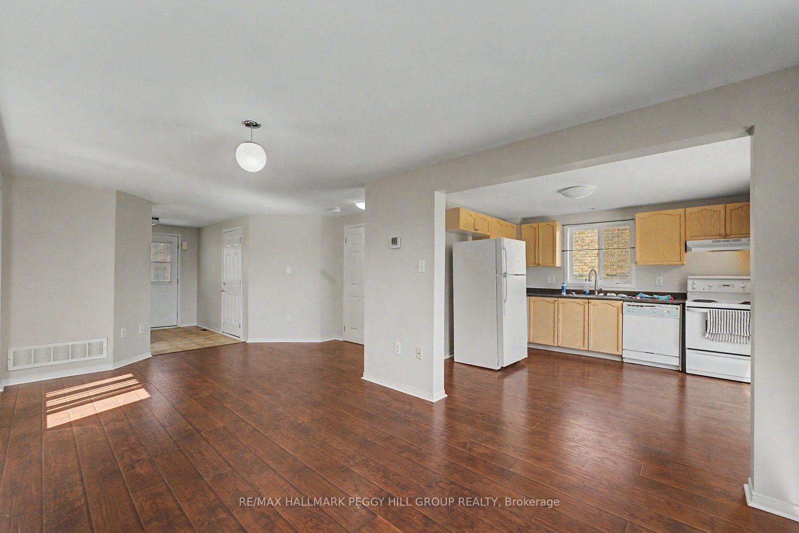 Photo 3 of 24 Dunsmore Lane, Barrie, Georgian Drive — HOMEH