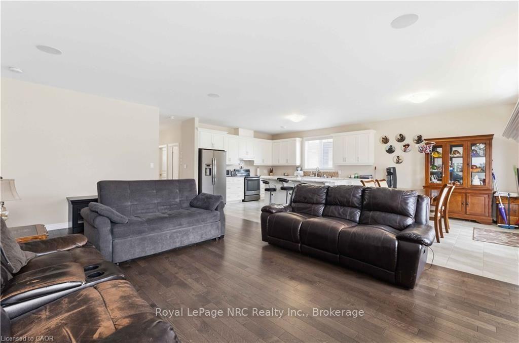 Photo 8 of Unit Select, 9 Efthemio Court, West Lincoln, West Lincoln — HOMEH