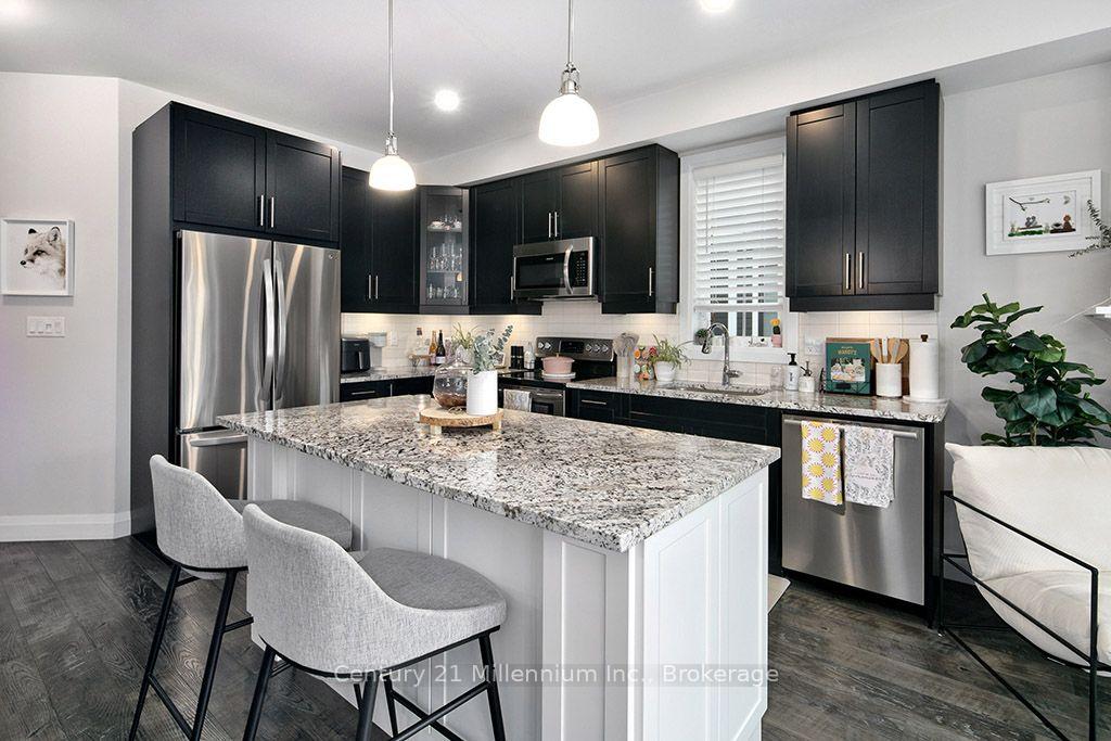 Photo 13 of 214 Yellow Birch Crescent, Blue Mountains — HOMEH