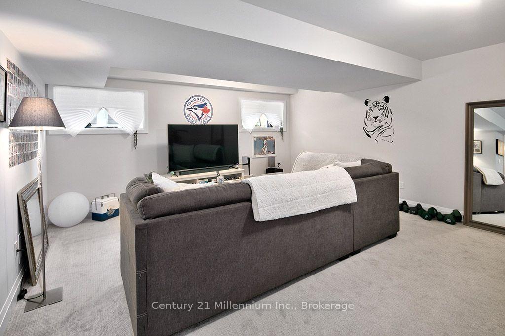 Photo 49 of 214 Yellow Birch Crescent, Blue Mountains — HOMEH