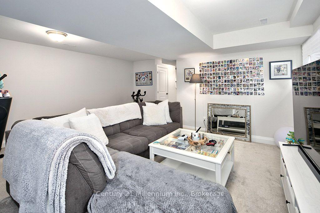 Photo 51 of 214 Yellow Birch Crescent, Blue Mountains — HOMEH