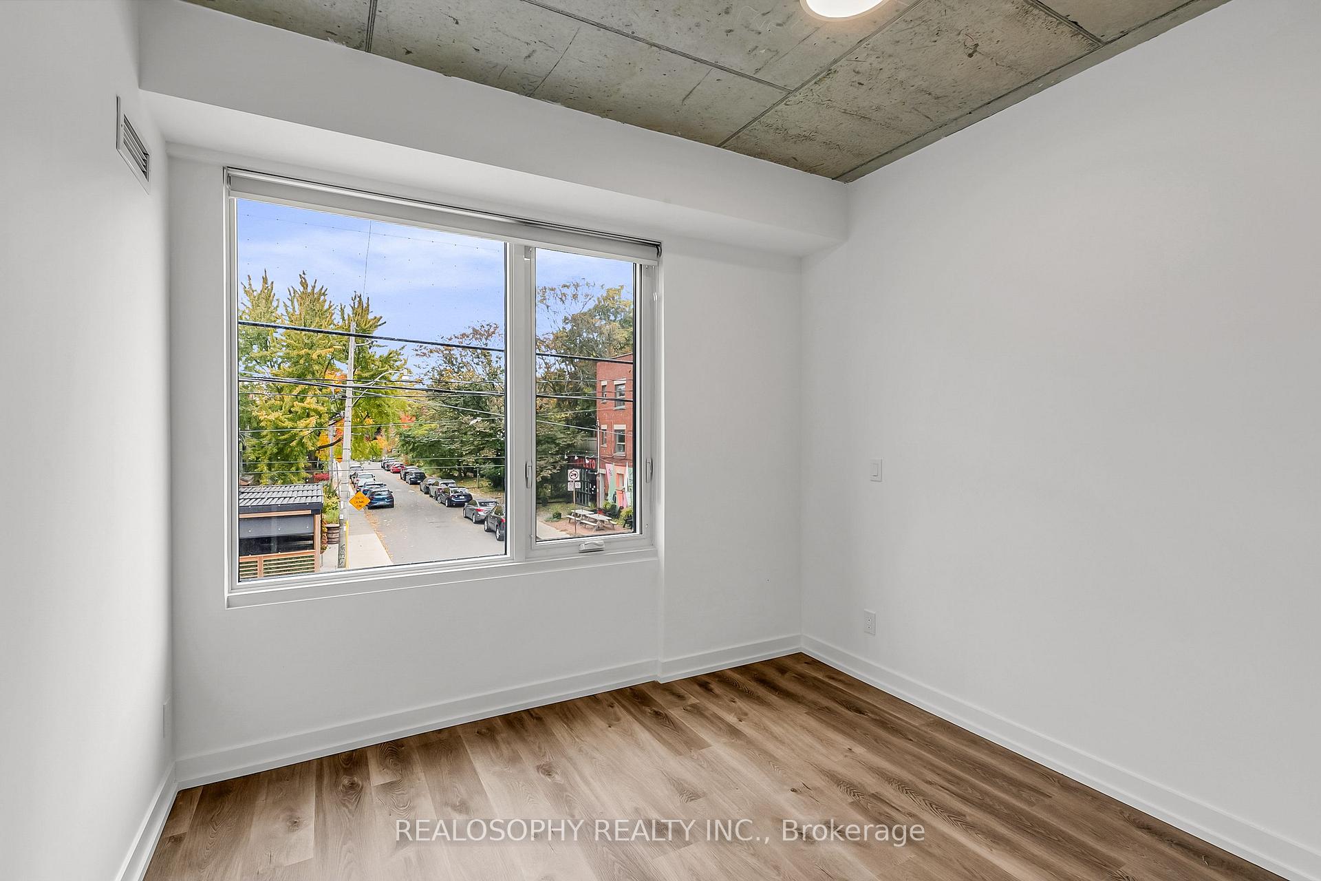 Photo 7 of Unit 403, 115 Larchmount Avenue, Toronto, South Riverdale — HOMEH