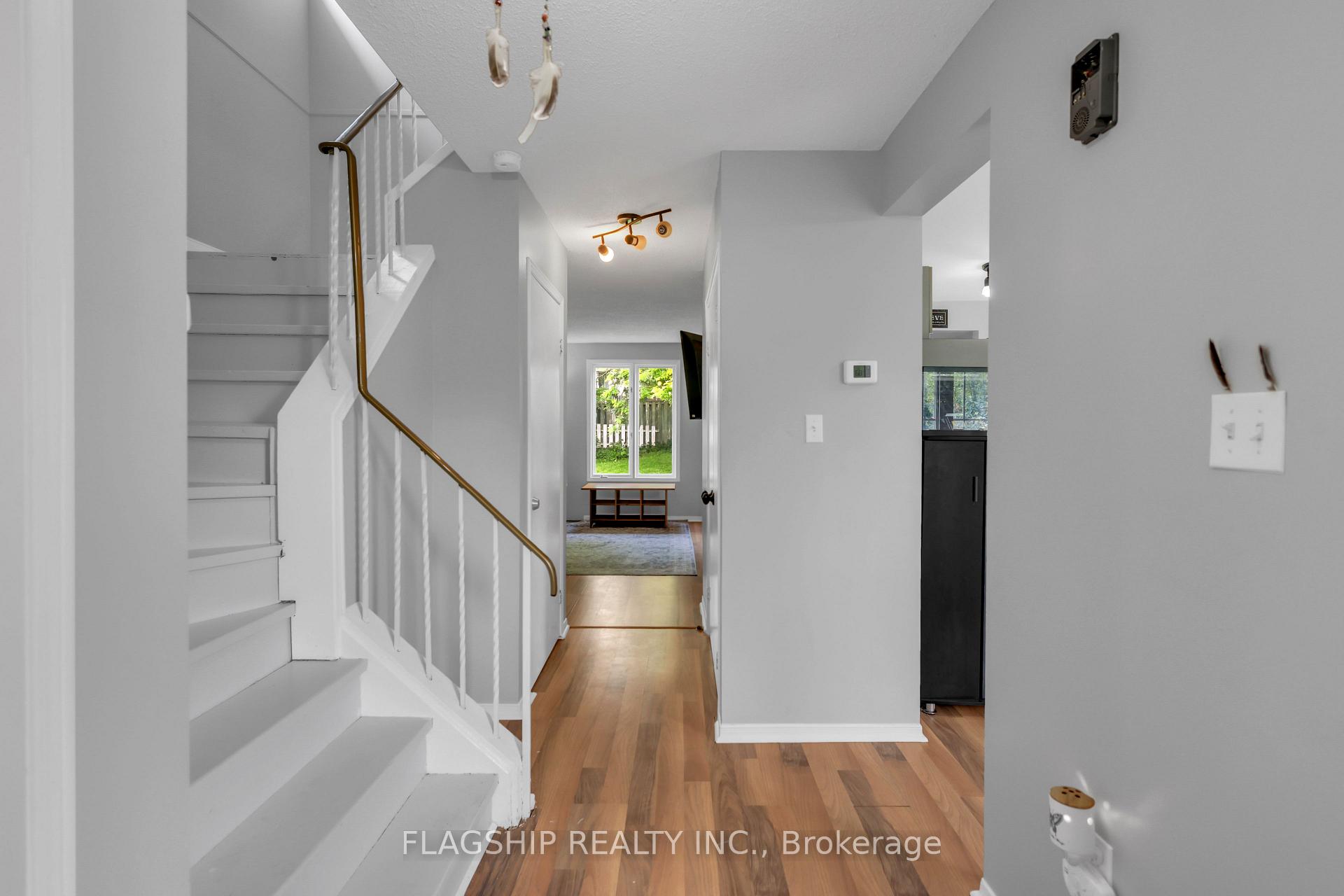 Photo 7 of 36 Patton Road, Barrie, Painswick North — HOMEH