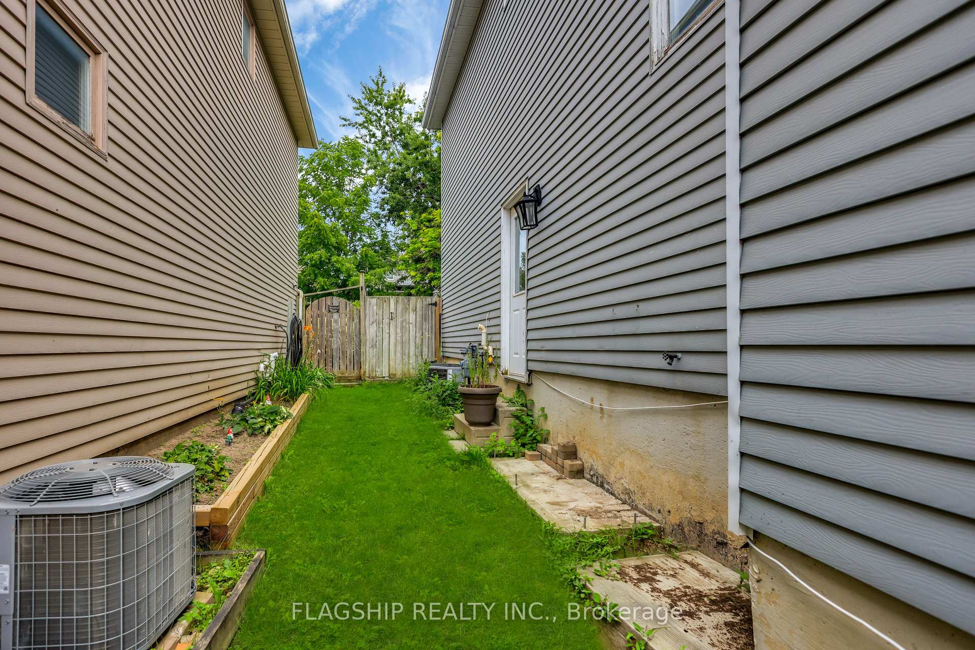 Photo 43 of 36 Patton Road, Barrie, Painswick North — HOMEH