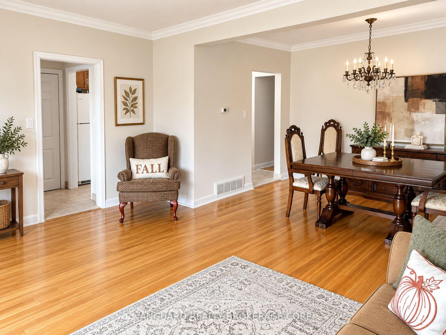 Photo 9 of 150 Spalding Road, North York, Downsview-Roding-CFB — HOMEH