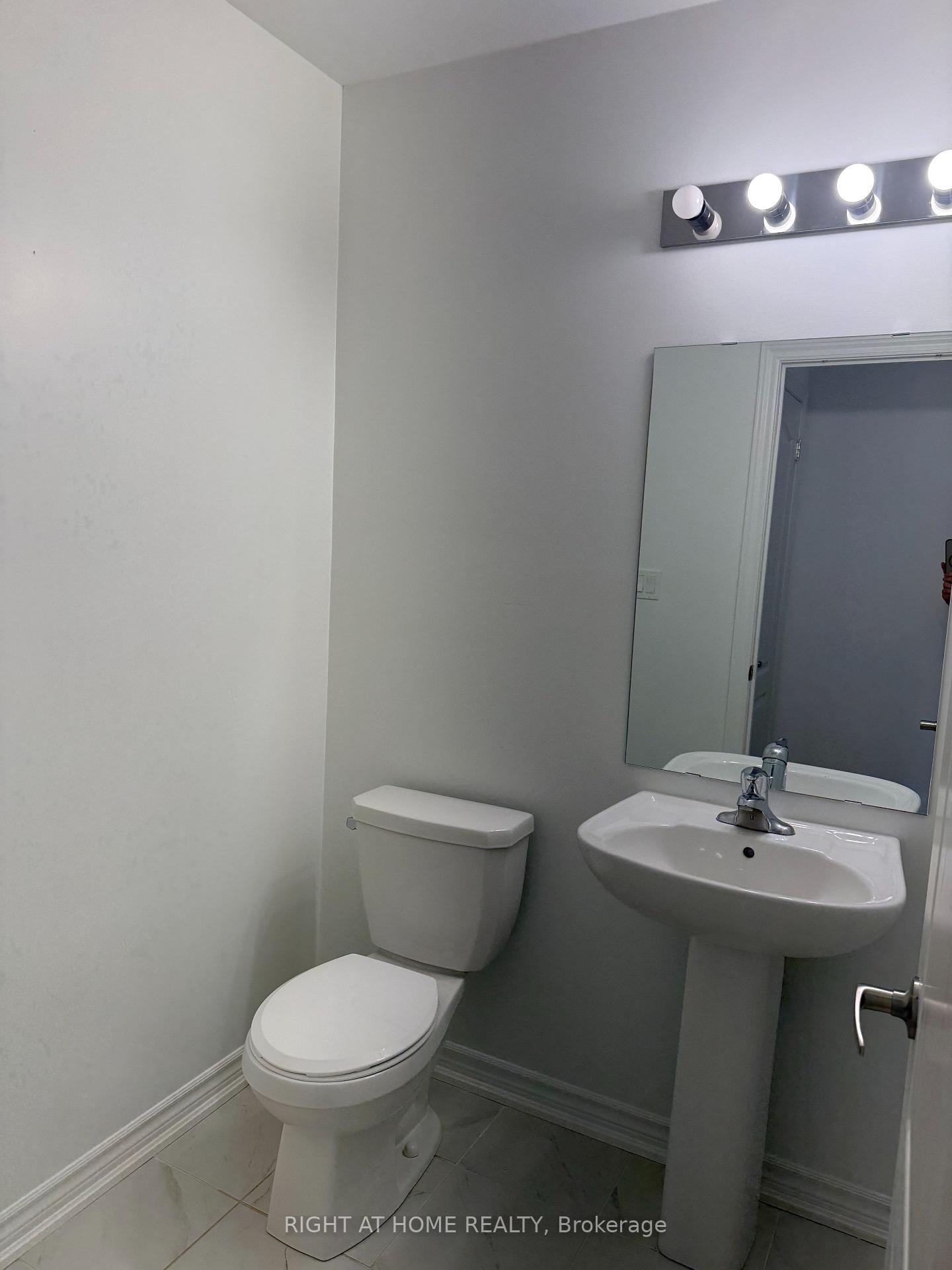 Photo 5 of 40 Milson Crescent, Essa, Angus — HOMEH