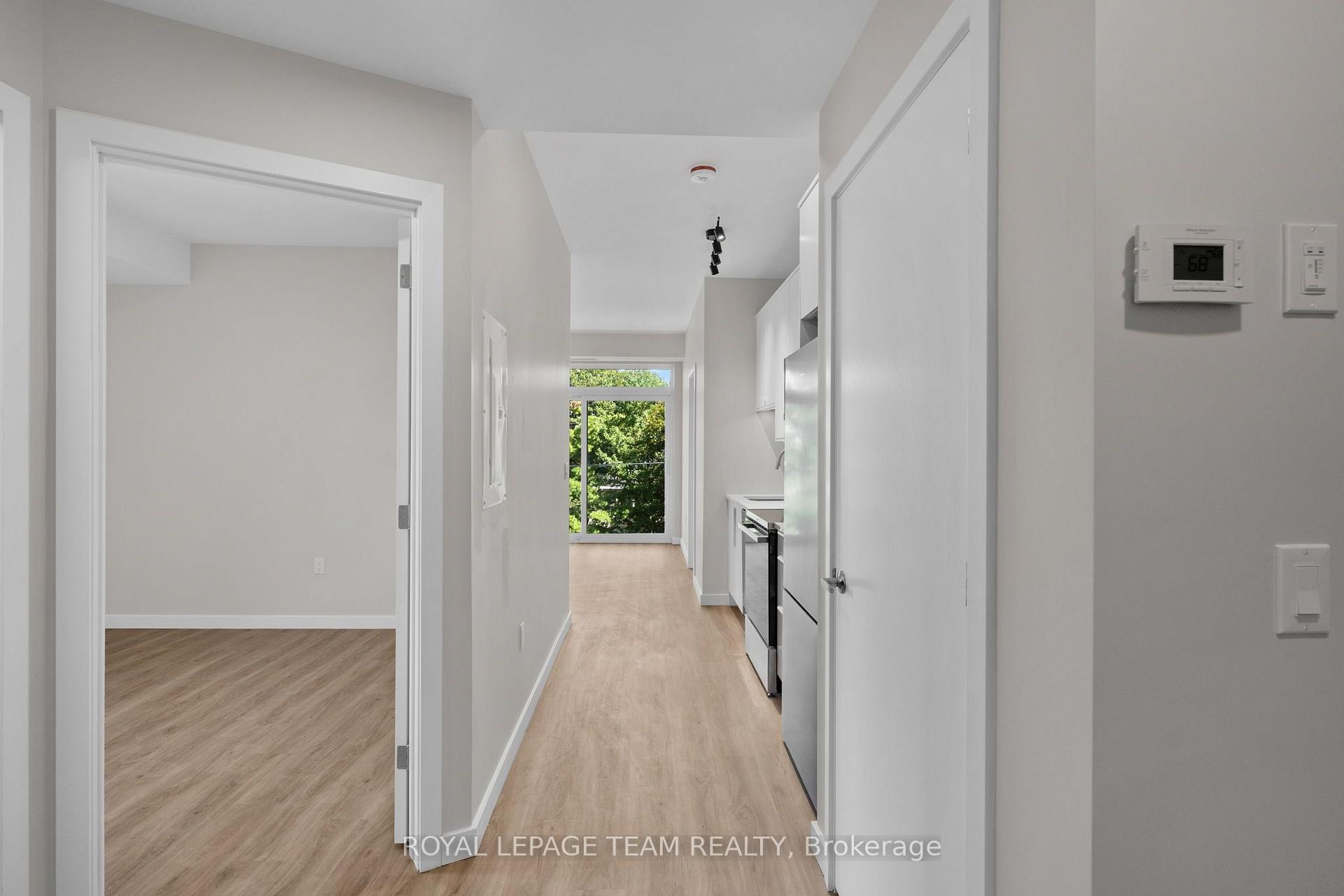 Photo 8 of Unit 301, 370 Athlone Avenue, Ottawa, Westboro South — HOMEH