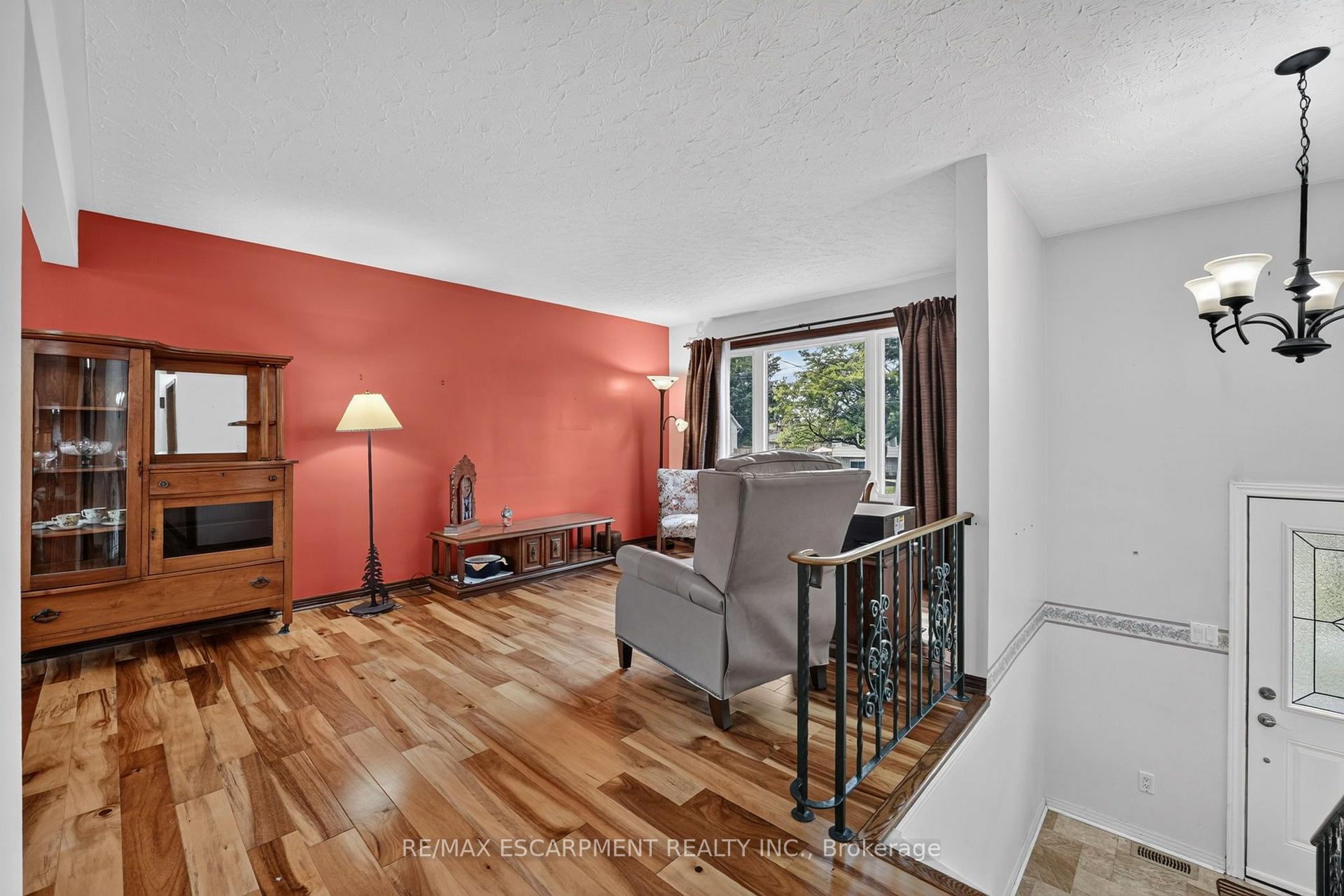 Photo 6 of 5 Brooks Circle, West Lincoln, Smithville — HOMEH