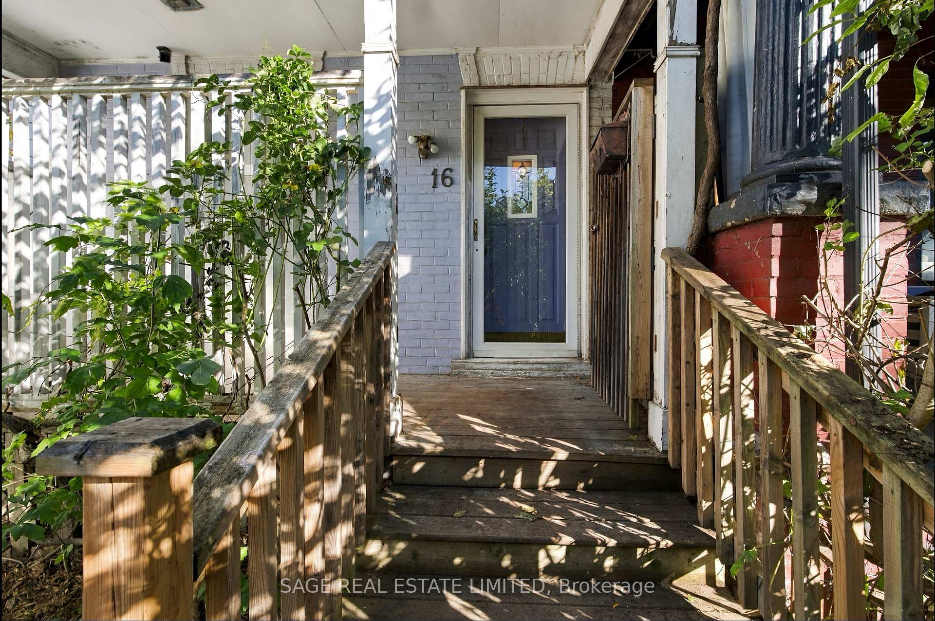 Photo 2 of 16 Sackville Place, Toronto, Cabbagetown-South St. James Town — HOMEH