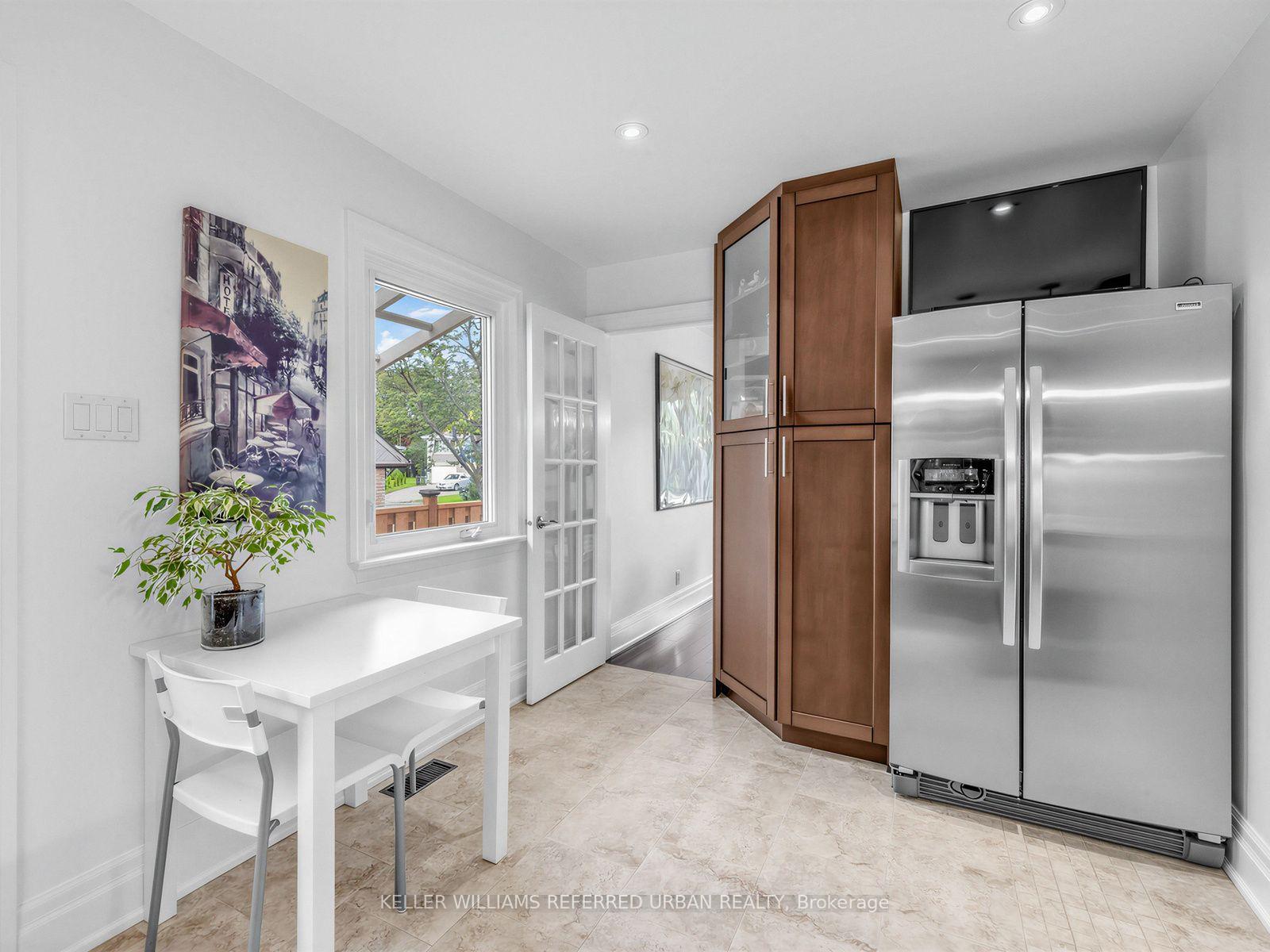 Photo 7 of 139 Holcolm Road, North York, Willowdale West — HOMEH