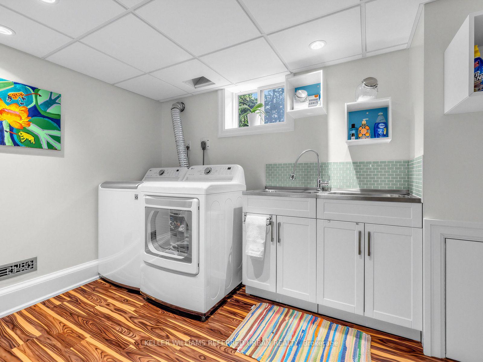 Photo 18 of 139 Holcolm Road, North York, Willowdale West — HOMEH