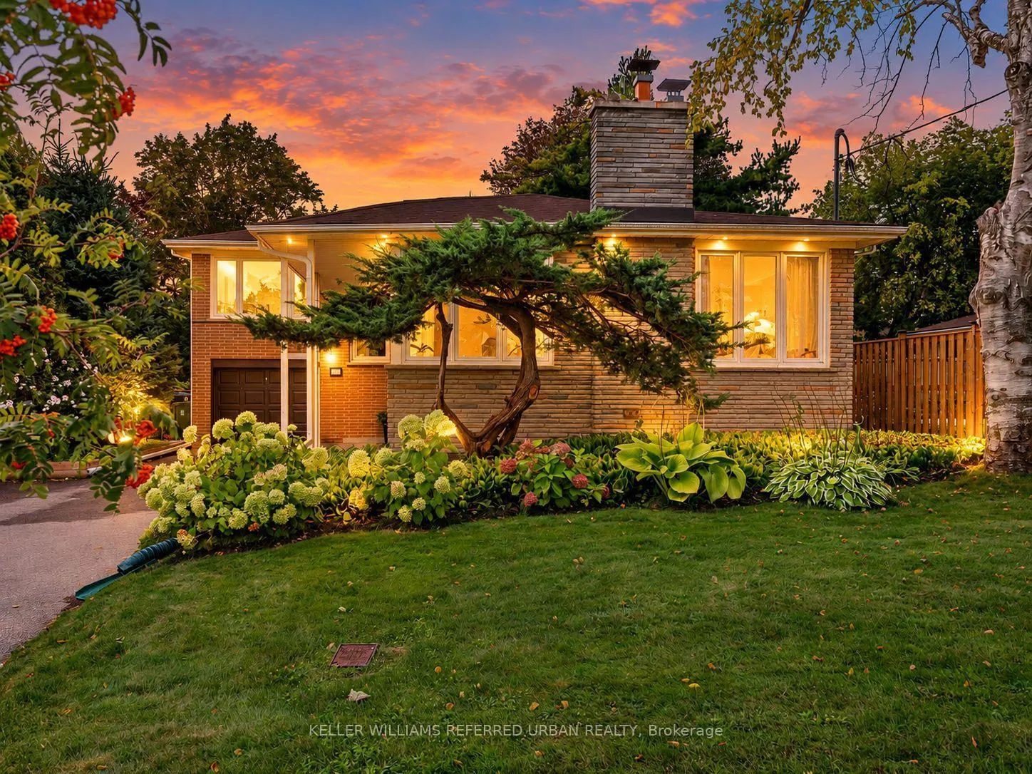 Photo 2 of 139 Holcolm Road, North York, Willowdale West — HOMEH