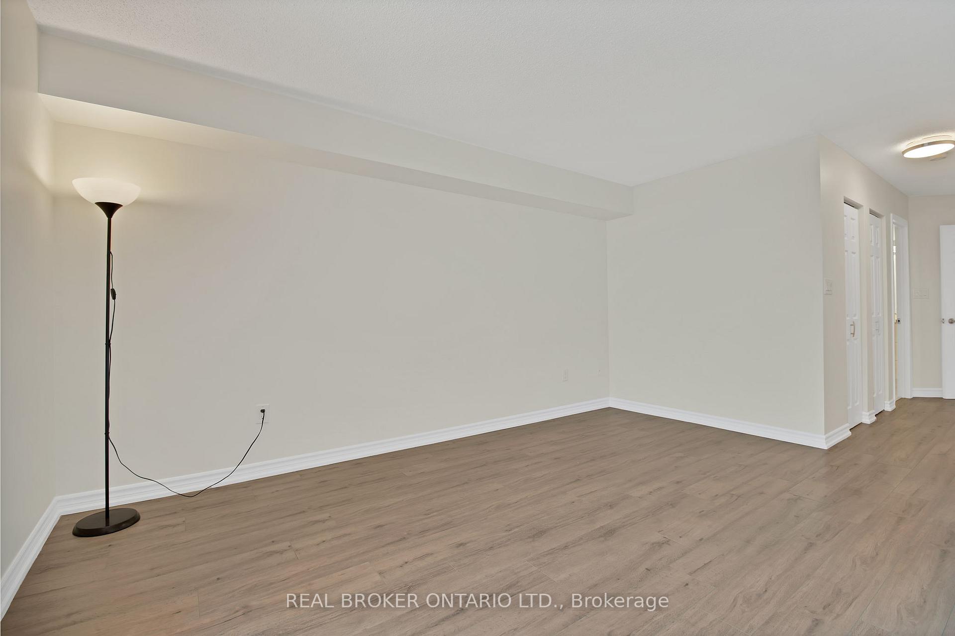 Photo 20 of Unit 3301, 5 Concorde Place, North York, Banbury-Don Mills — HOMEH